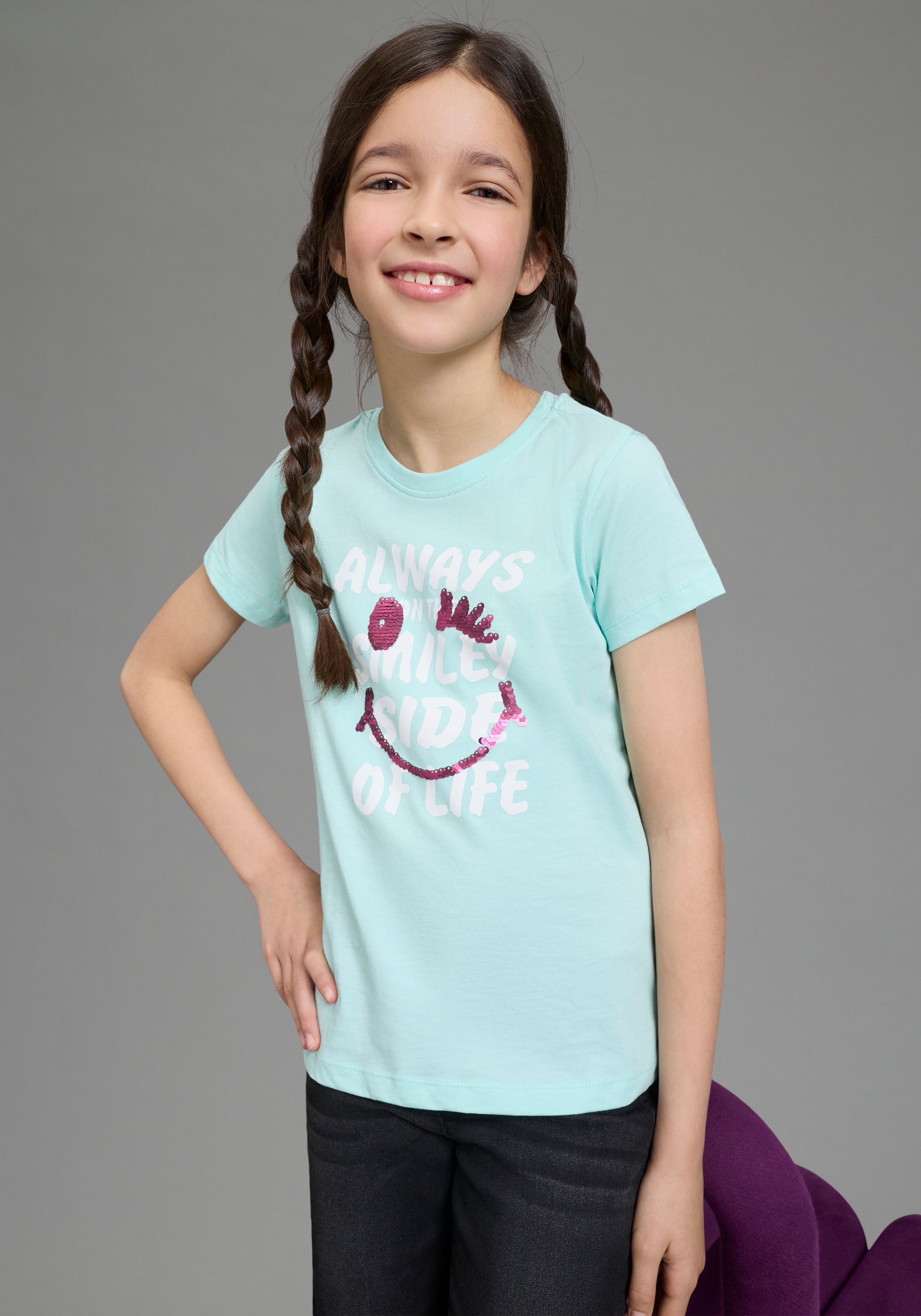 KIDSWORLD T-Shirt "mit Wendepailletten" Kurzarm, Basic-Passform, mit Pailletten, bedruckt