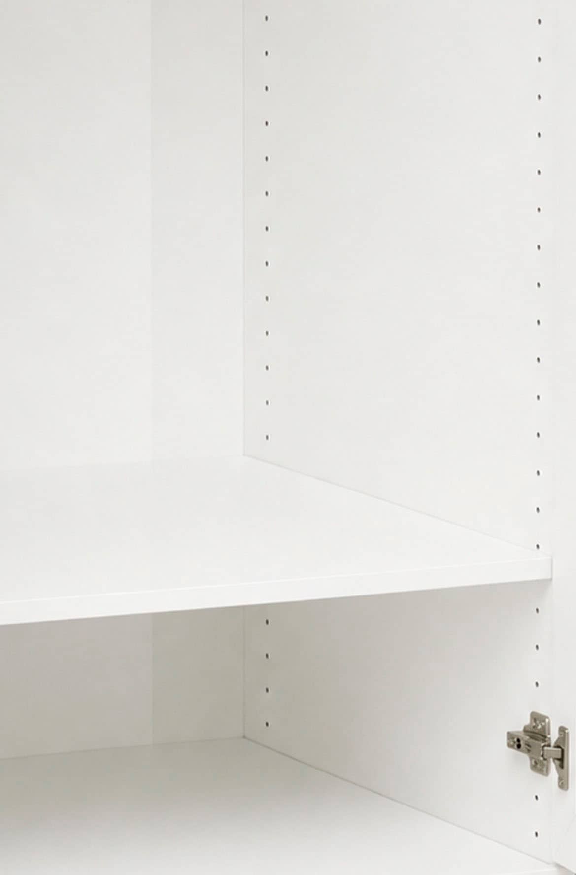OTTO home Kleiderschrank »Arrian 120 cm Weiß | 3-türiger Drehtürenschrank im Landhausstil« Zeitloses Landhausdesign trifft auf durchdachte Stauraumlösungen