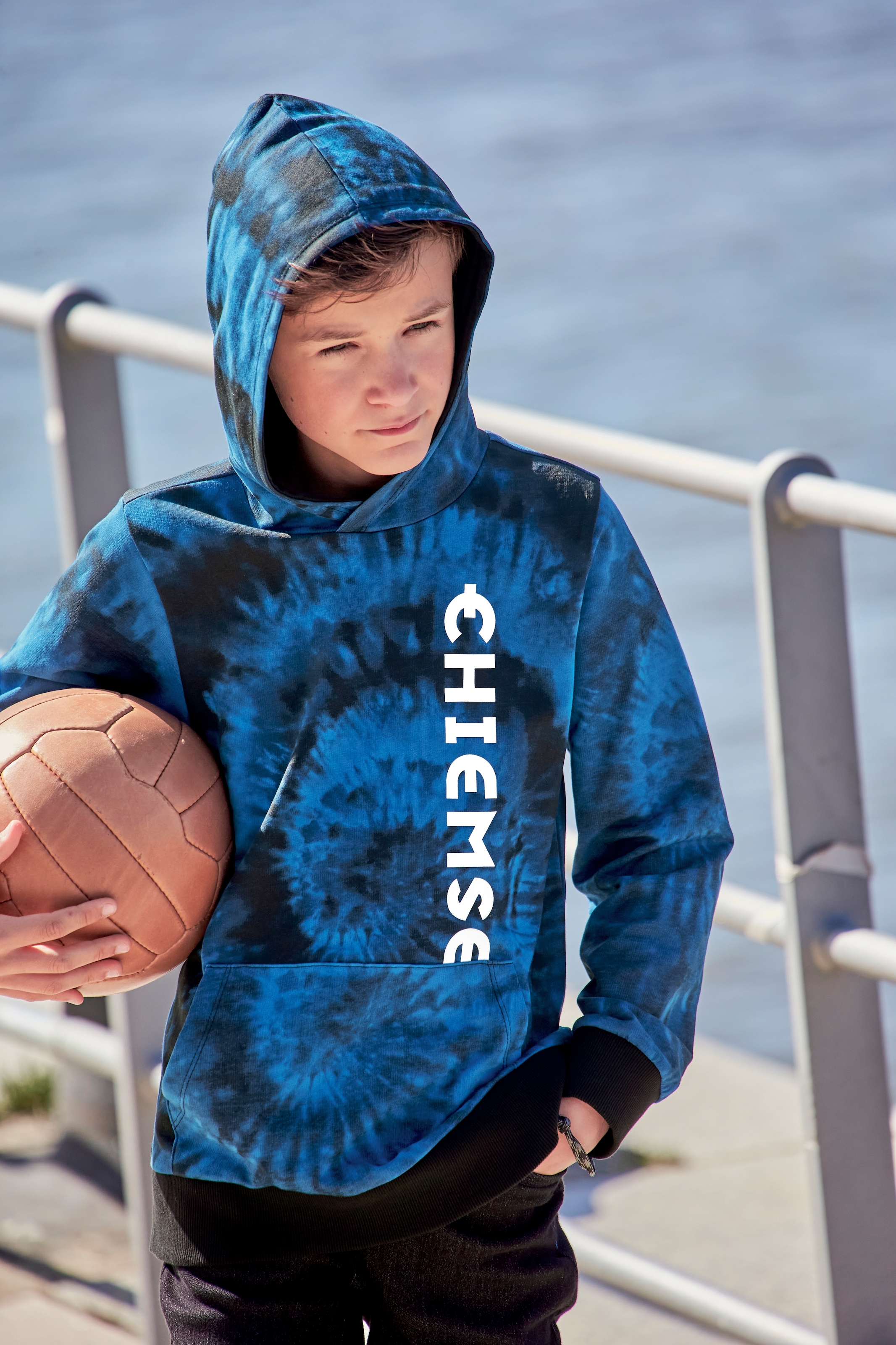 Chiemsee Kapuzensweatshirt cooler | »in BAUR kaufen Batikoptik«, online Logo-Druck mit