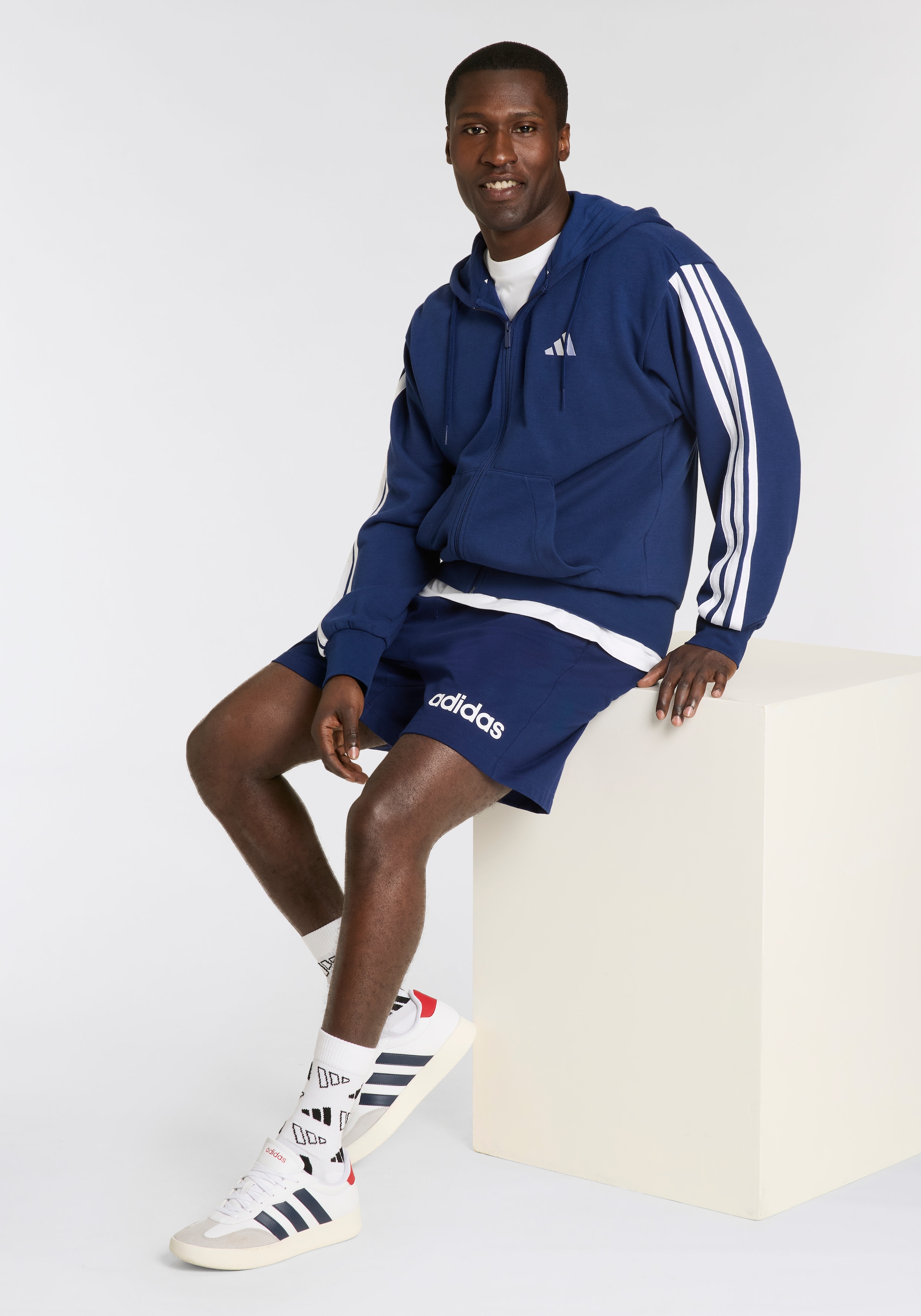 adidas Sportswear Shorts »M LIN SJ SHO«, (1 tlg.)