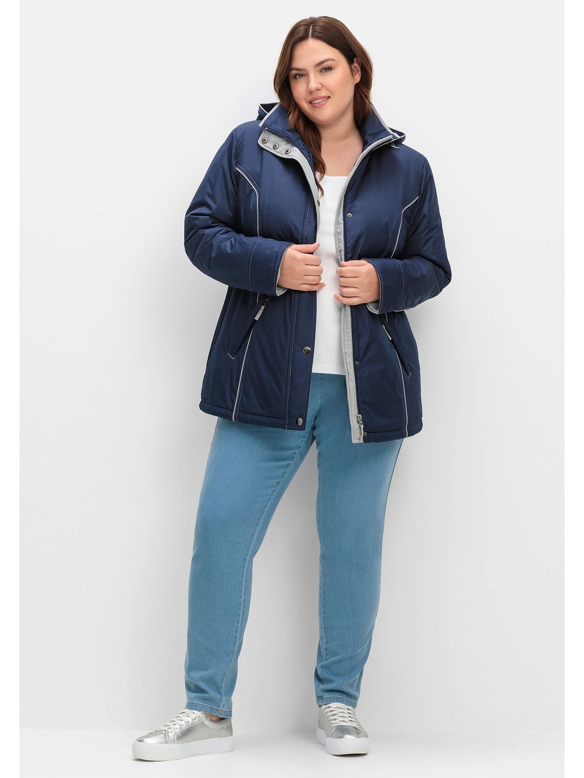 Sheego Outdoorjacke »Große Größen«, mit Kapuze, wärmend, wind- und wasserabweisend