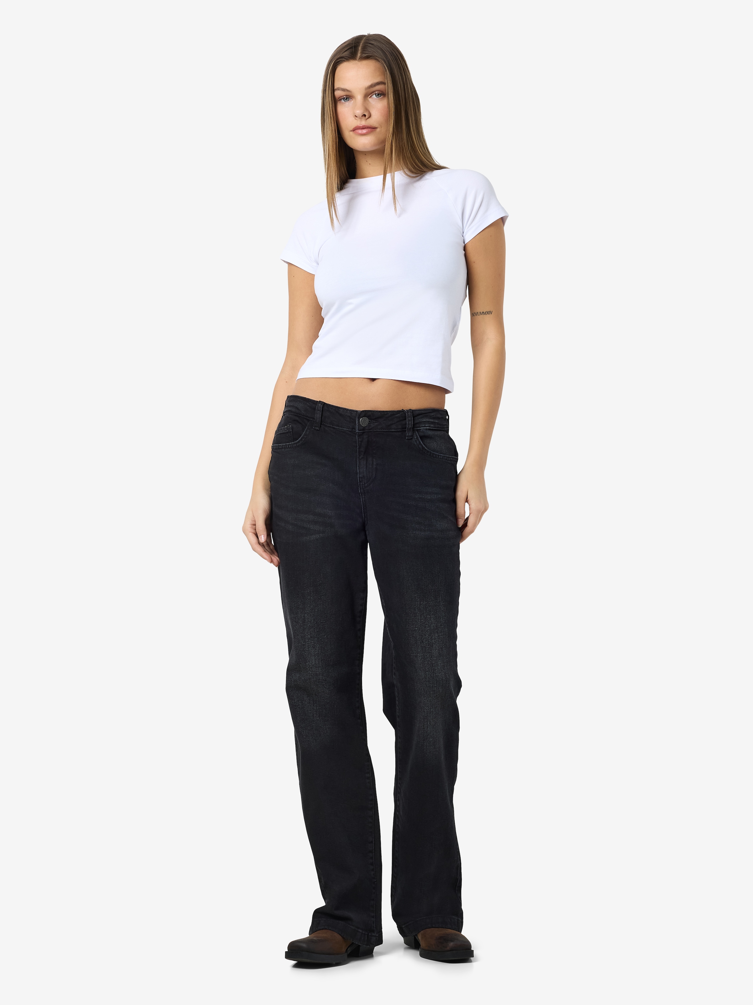 Noisy may Low-rise-Jeans »NMNILA LW WIDE JEANS AZ423BL NOOS«
