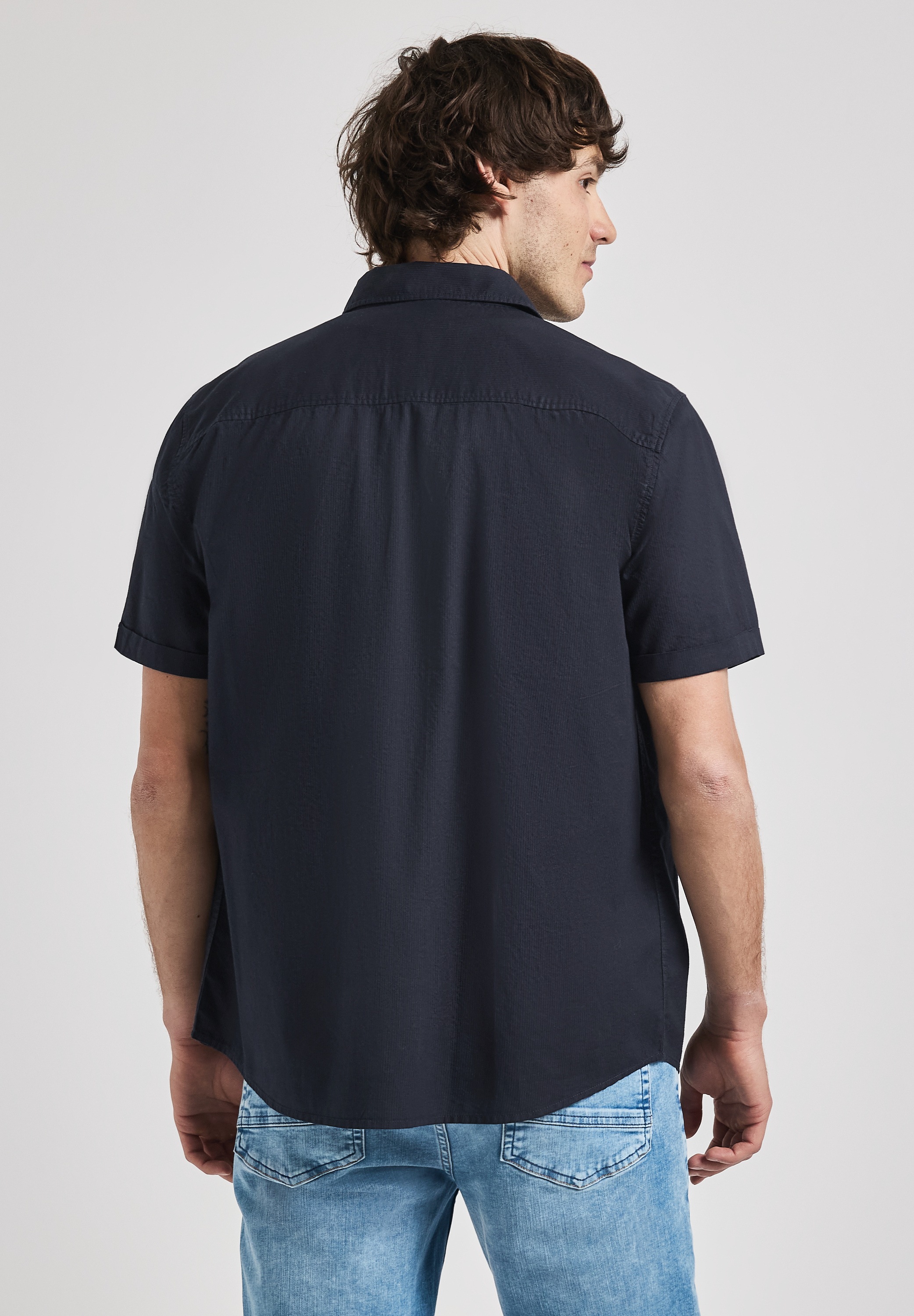 STREET ONE MEN Kurzarmhemd, mit Brusttaschen und Knopfleiste