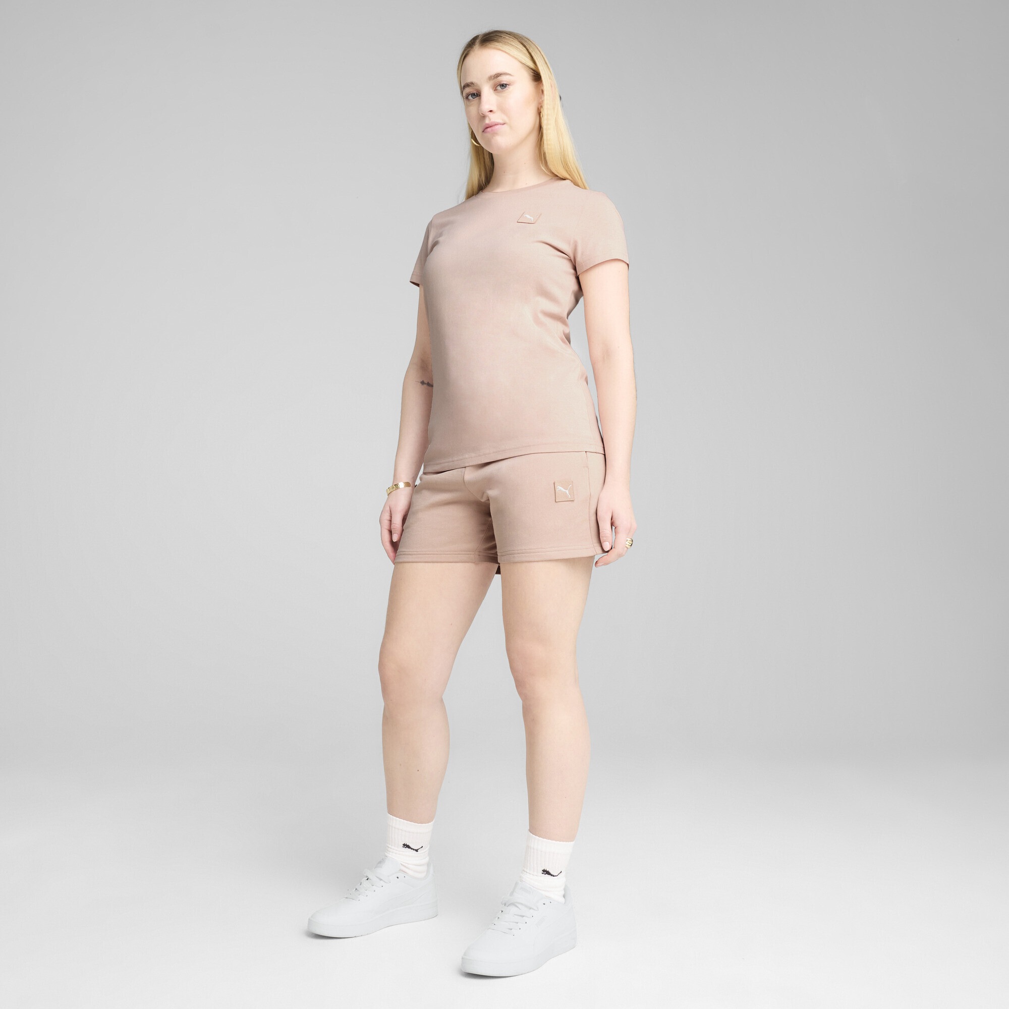 PUMA Sporthose »ESS ELEVATED 5" Shorts mit mittelhohem Bund Damen«