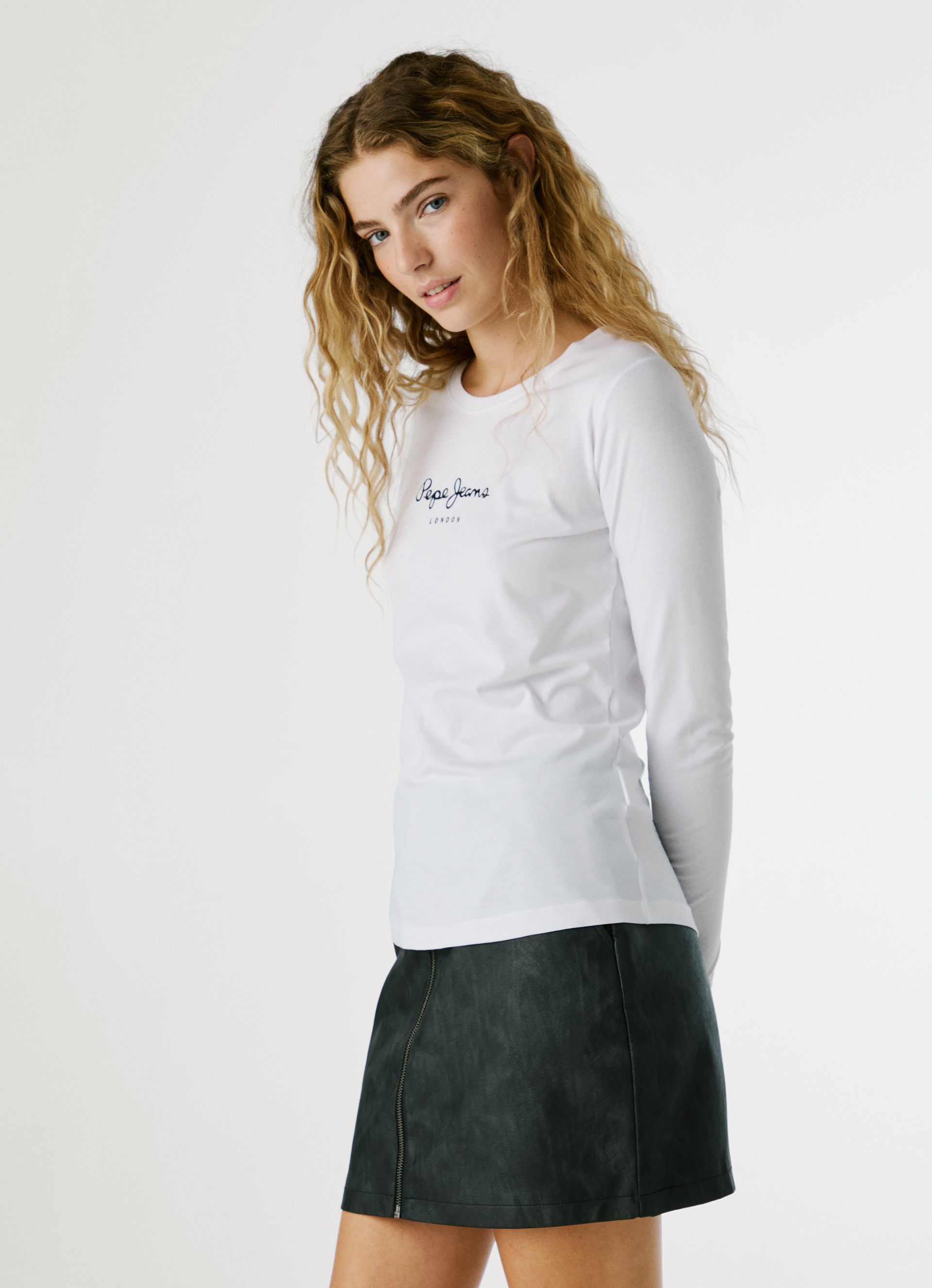 Pepe Jeans Langarmshirt "NEW VIRGINA L/S" mit Logo-Print günstig online kaufen