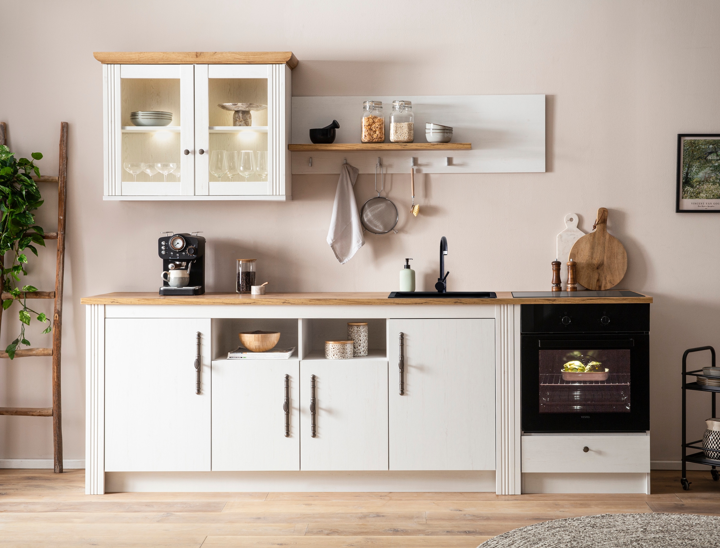 KOCHSTATION Küchenzeile »KS-Westminster, Pantryküche im Landhaus Stil, hochwertige Metallgriffe«, (Set), Breite 268 cm, Sideboard, Wandpaneel, Hängeschrank und Herdumbau