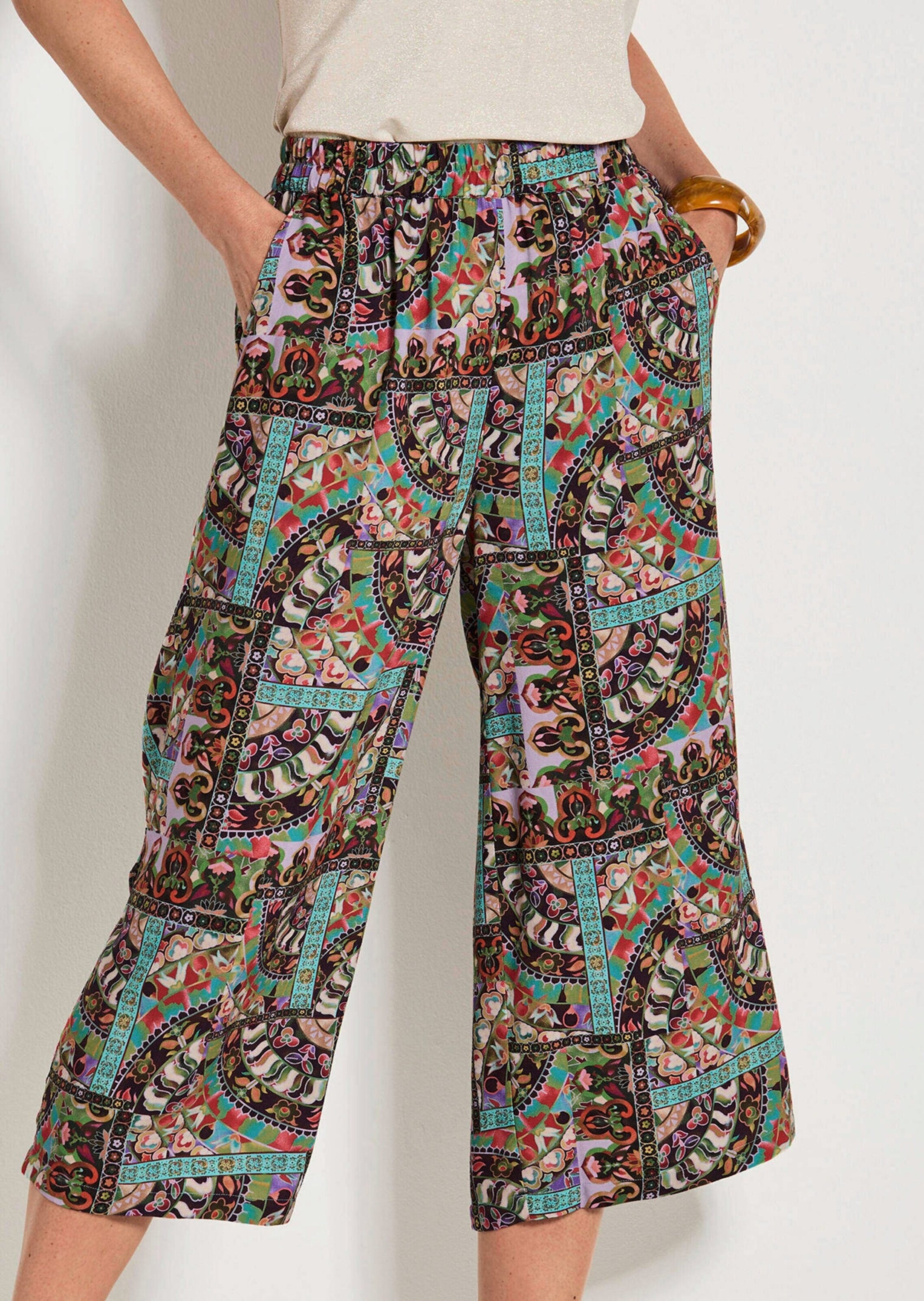 GOLDNER Schlupfhose »Weite Hose VERA mit Patch-Print«