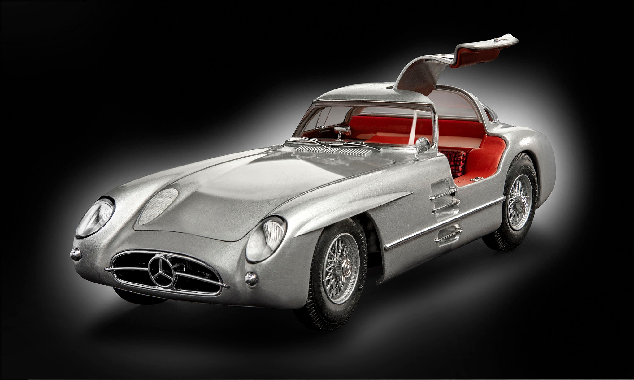 Revell® Modellbausatz »Mercedes-Benz 300 SLR, Jubiläumsset«, 1:24, Made in Europe
