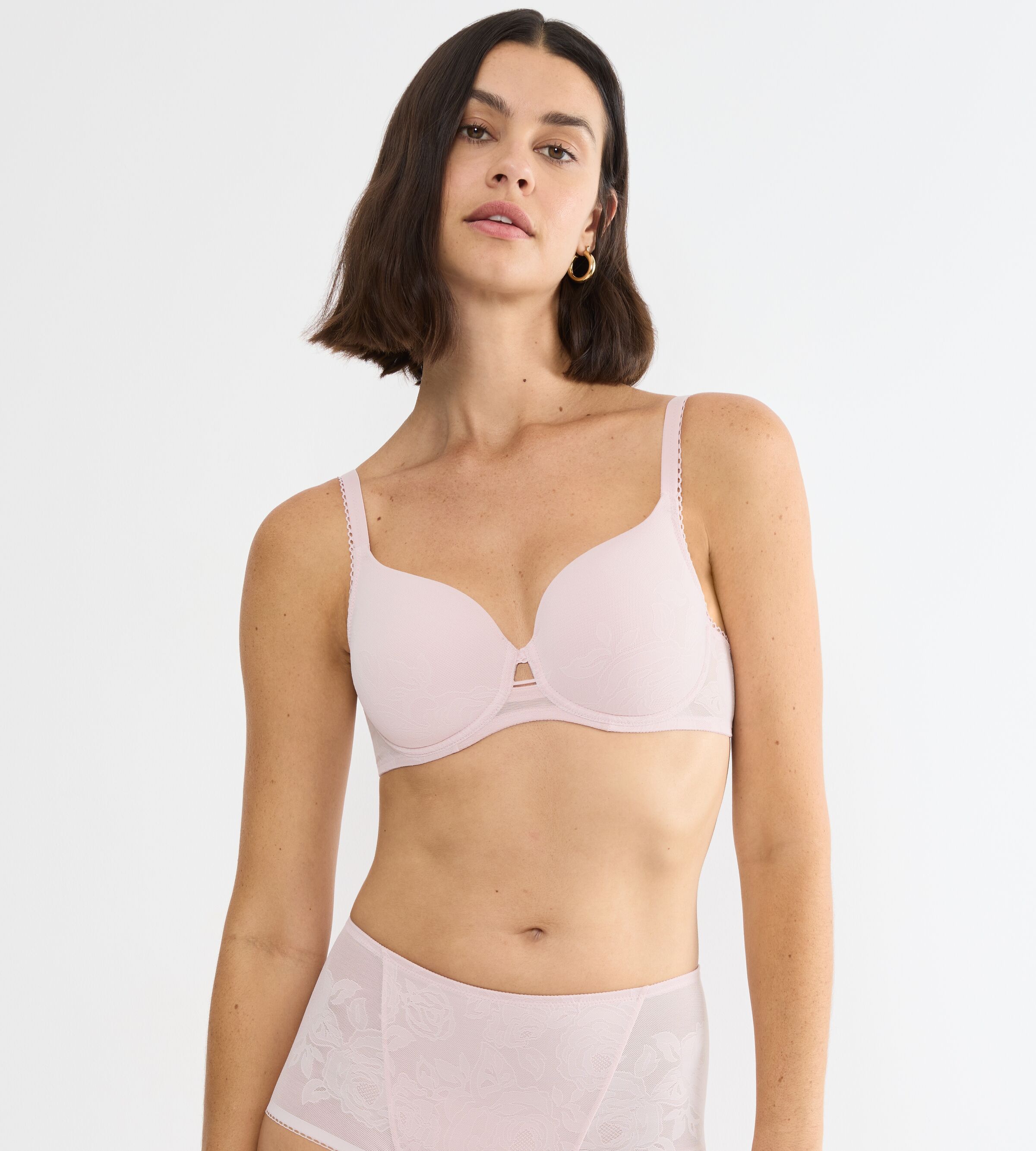 Triumph "Wild Rose Sensation" formende Spitze, mittlerer Shape-Effekt