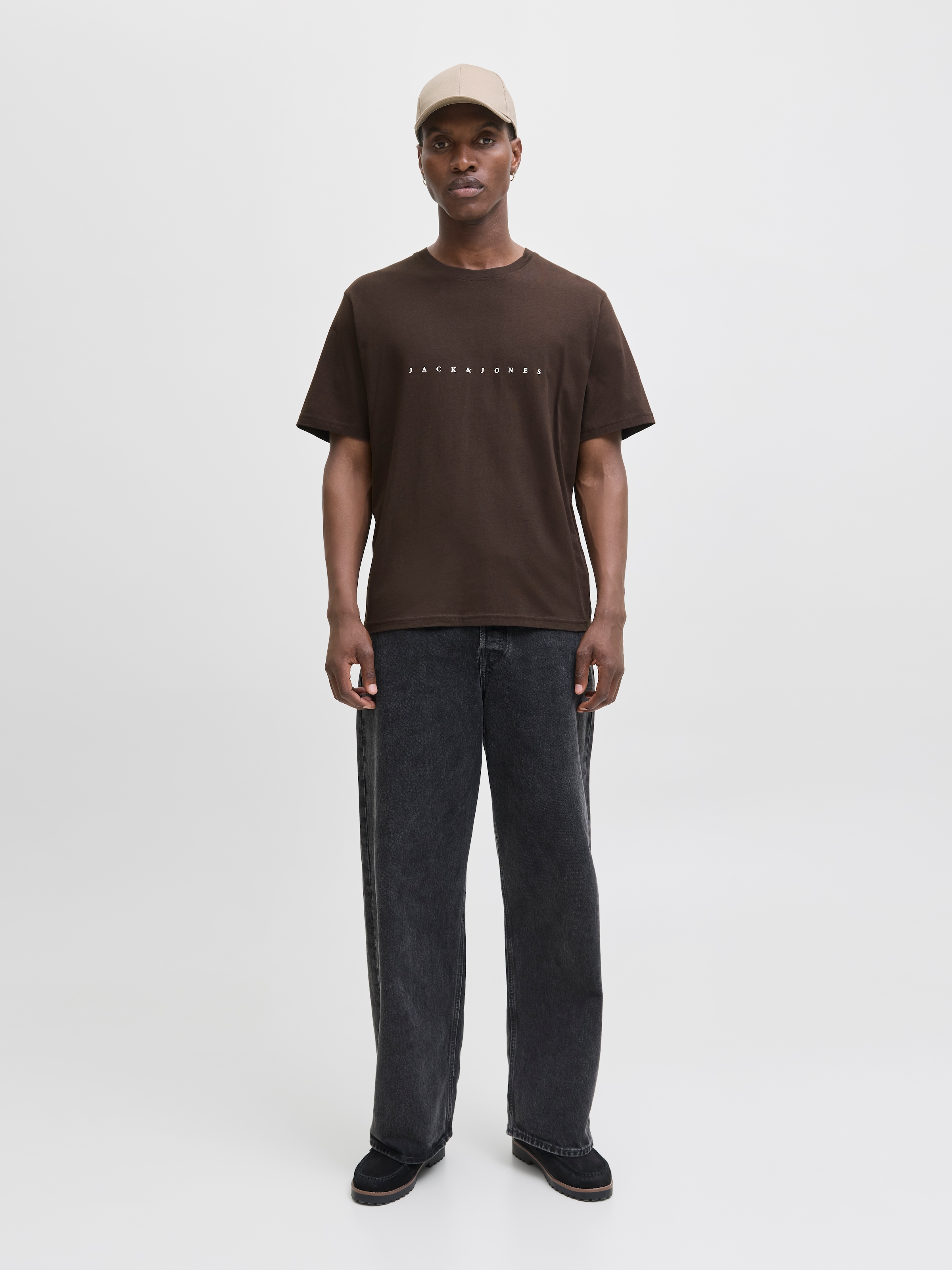 Jack & Jones Rundhalsshirt »JJESTAR JJ TEE SS NOOS«, mit Logo Schriftzug