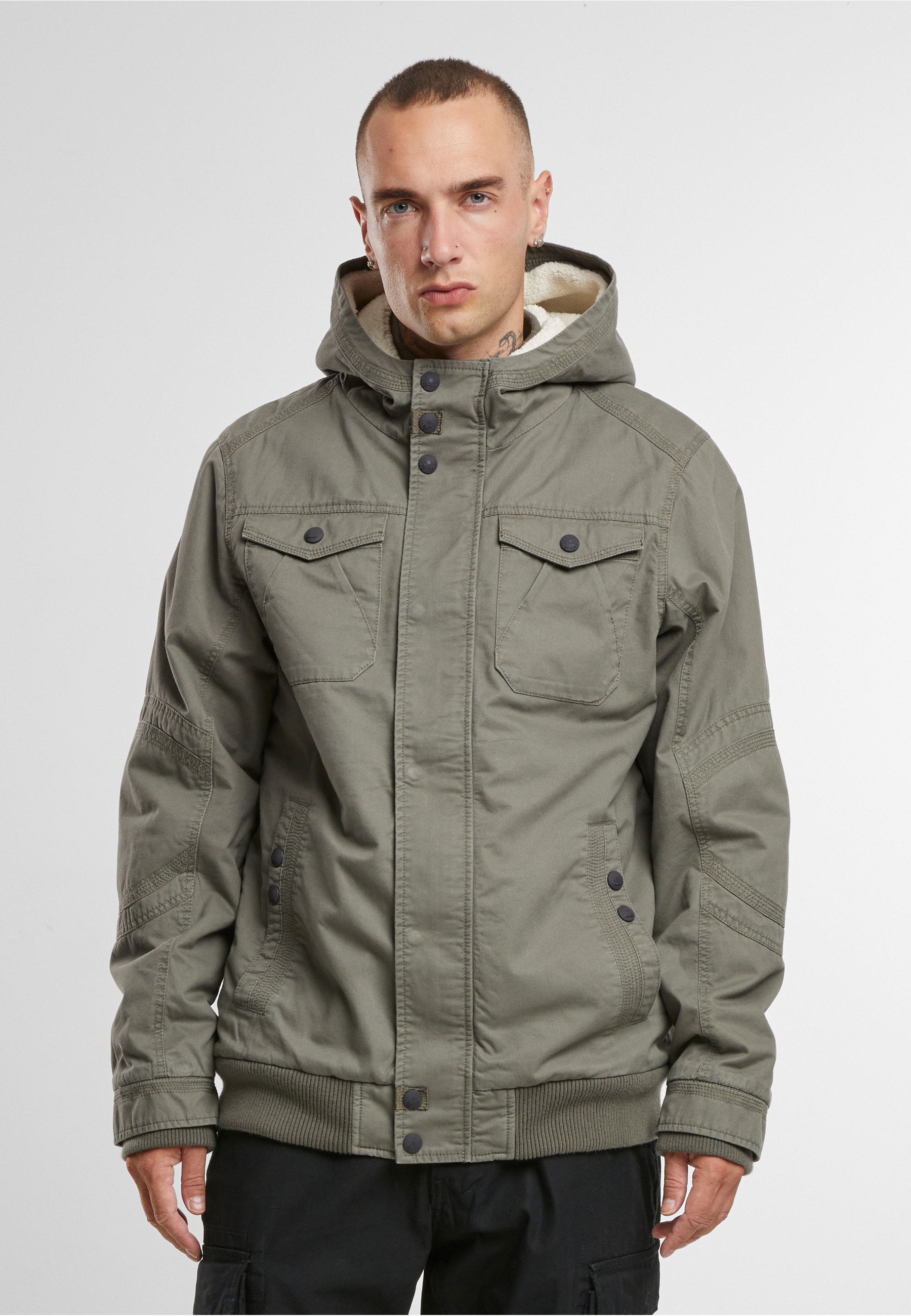Brandit Winterjacke »Brandit Brandit Men Meadow Jacket« 1 Stk. tlg. mit Kapuze
