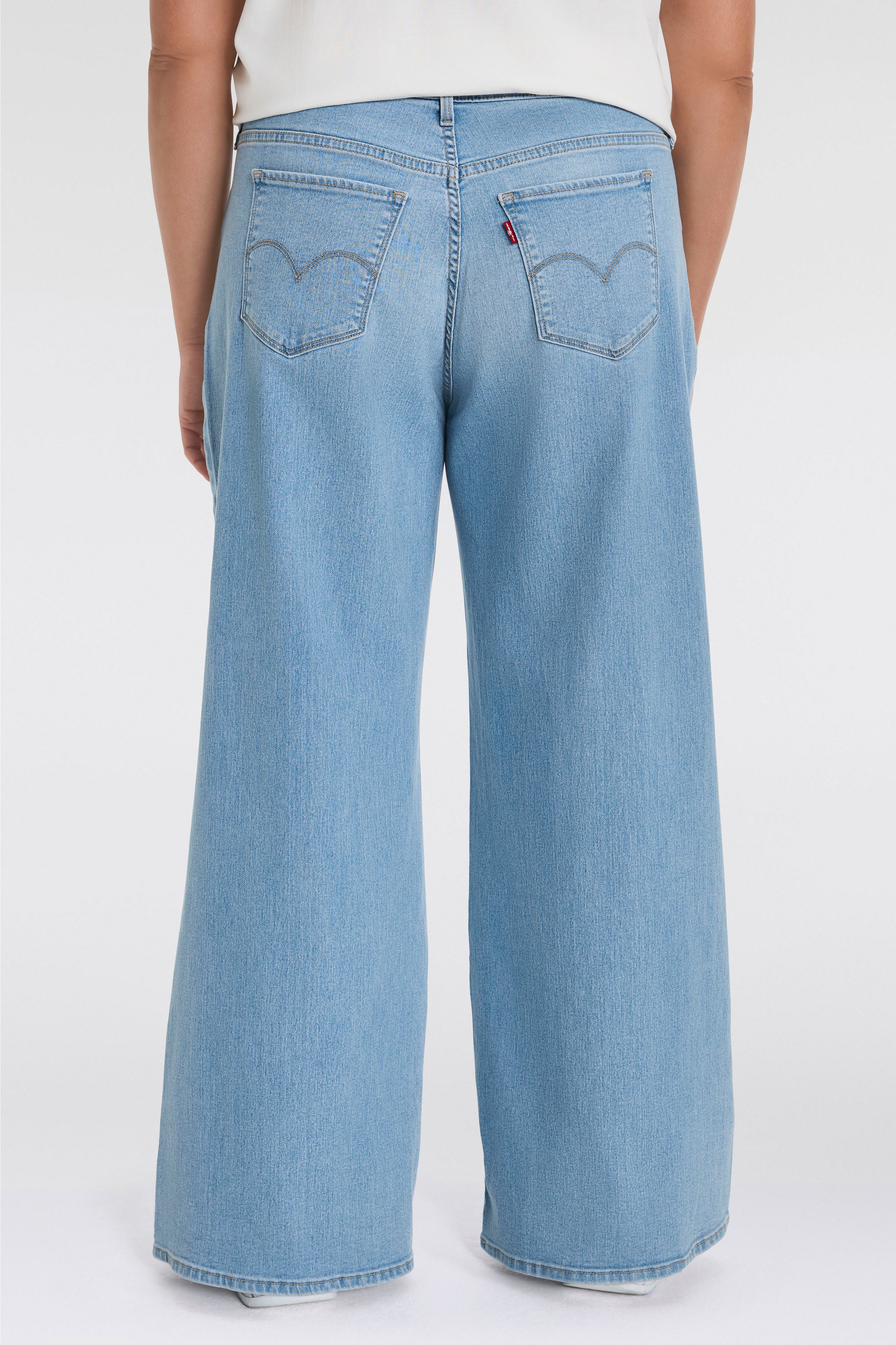 Thumbnail - Levis Plus Weite Jeans "PL 318 SHAPING WIDE LEG" im Five-Pocket Style