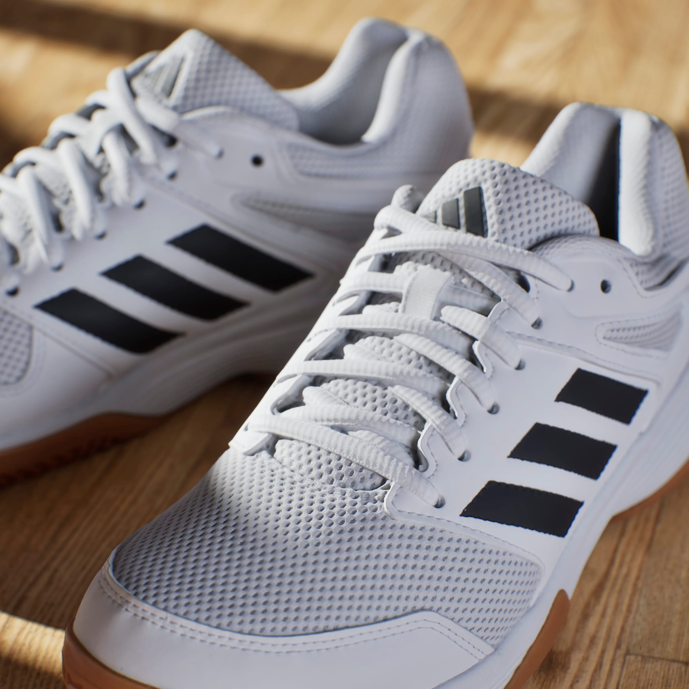 adidas Performance Hallenschuh »SPEEDCOURT IN  KIDS«  geeignet für jeden Hallensport, Indoorschuhe für Kinder & Jugendliche