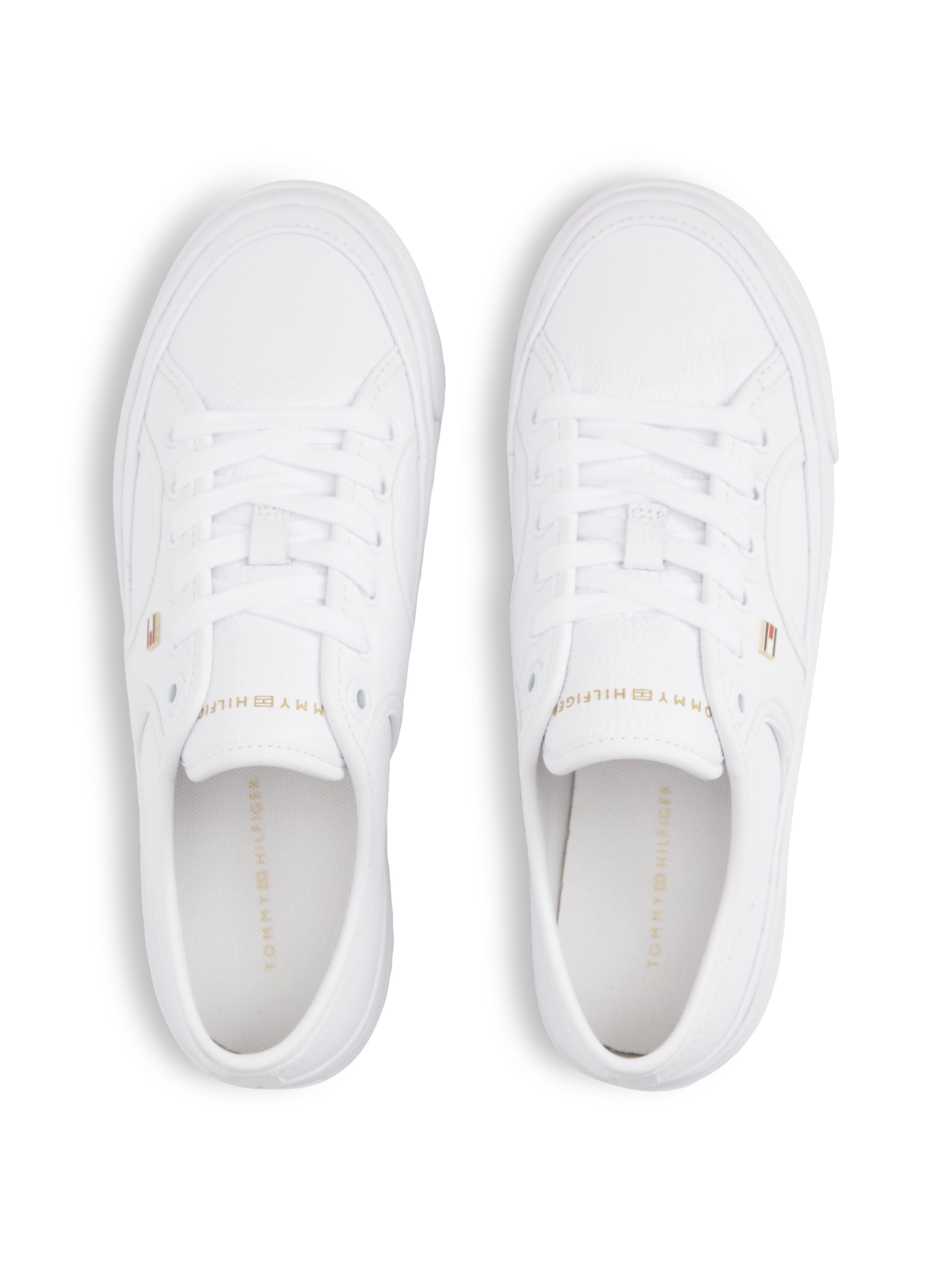 Tommy Hilfiger Plateausneaker »PLATFORM VULC SNEAKER PIPING LTR«  Freizeitschuh, Halbschuh, Schnürschuh mit seitlichem Flaggen-Element