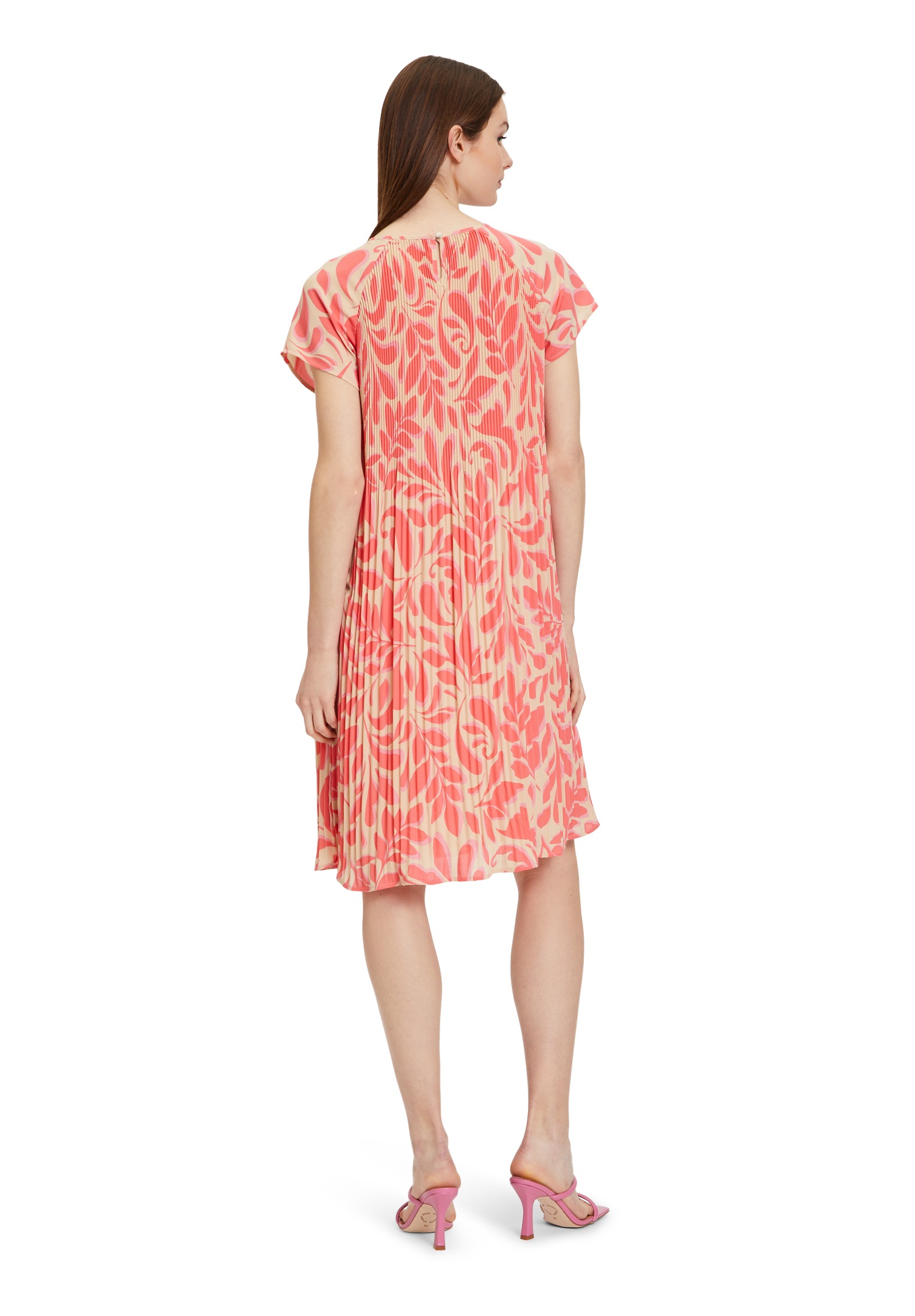 Betty Barclay Plisseekleid »Betty Barclay Plisseekleid kurzarm«, Design