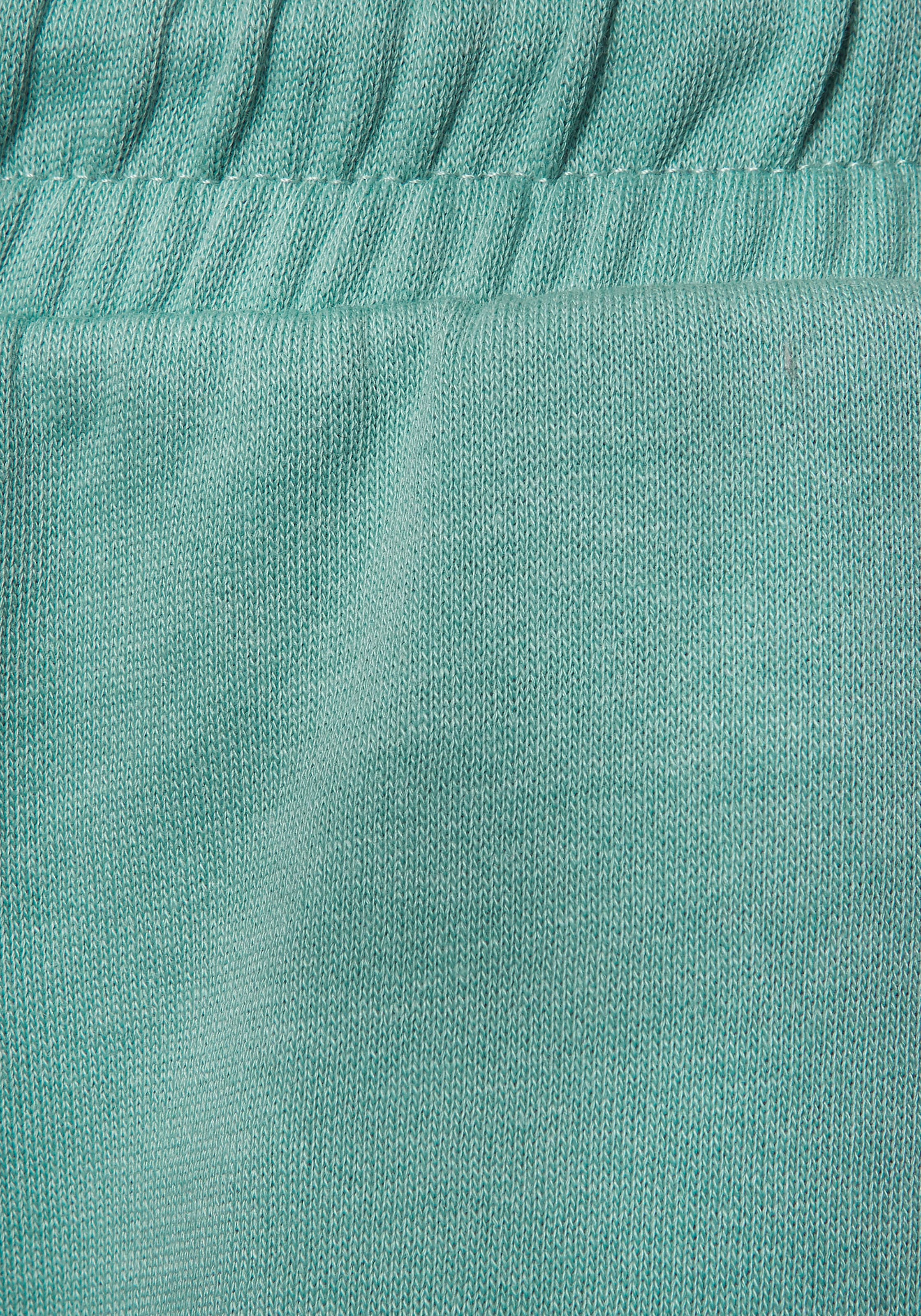 Buffalo Sweatshorts, Loungeshorts mit seitlichen Taschen und kleinem Print, Loungewear
