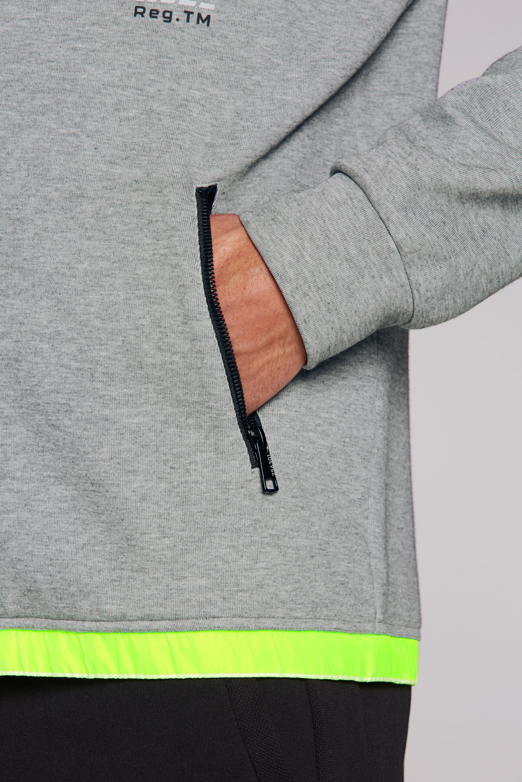 CAMP DAVID Kapuzensweatjacke, mit verstellbarer Kapuze