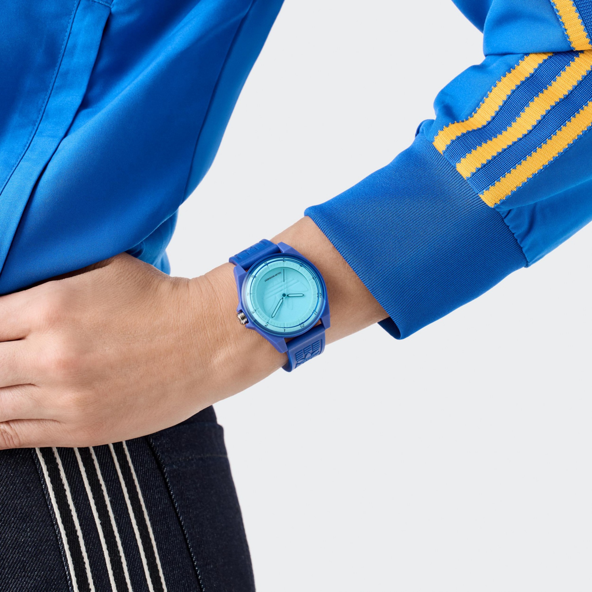 adidas Originals Solaruhr »PROJECT FOUR SOLAR«, Quarzuhr, Armbanduhr, Herrenuhr, Damenuhr, Resinarmband