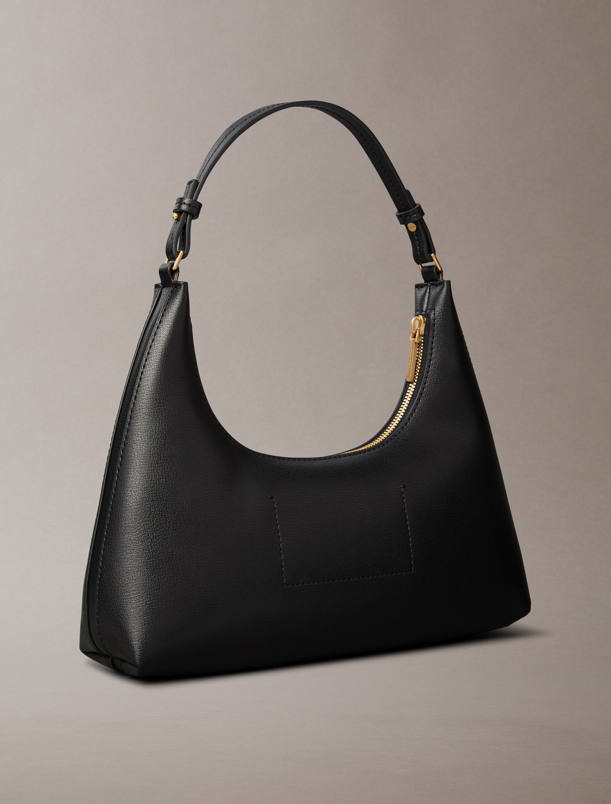 Calvin Klein Schultertasche »FOIL LOGO SHOULDER BAG«, Henkeltasche, Damen Handtasche, Hobo bag mit Logoschriftzug