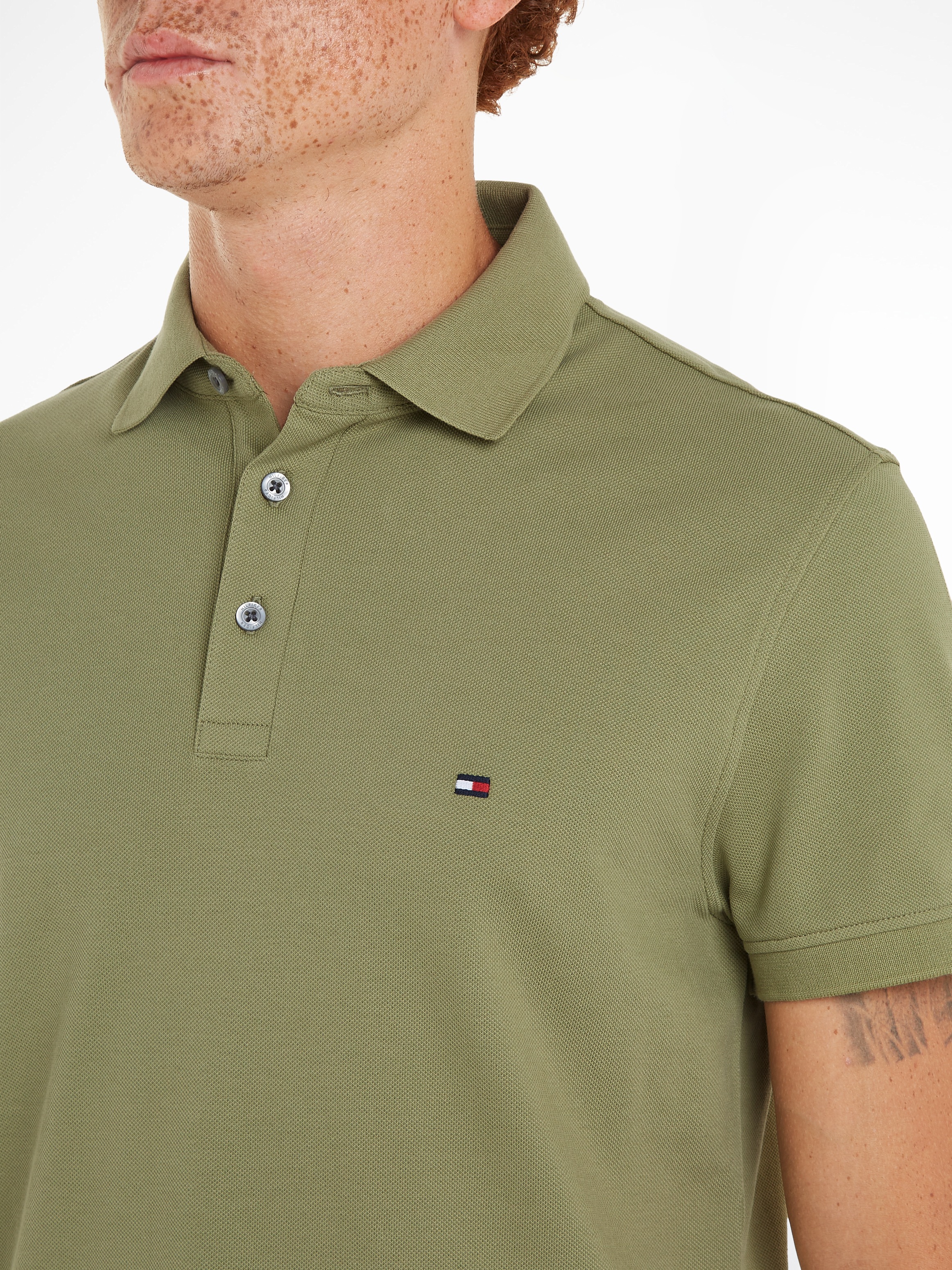 Tommy Hilfiger Poloshirt »1985 SLIM POLO mit Piqué-Struktur und Stickerei« meliert, casual, slim fit, Baumwollmix, Polokragen