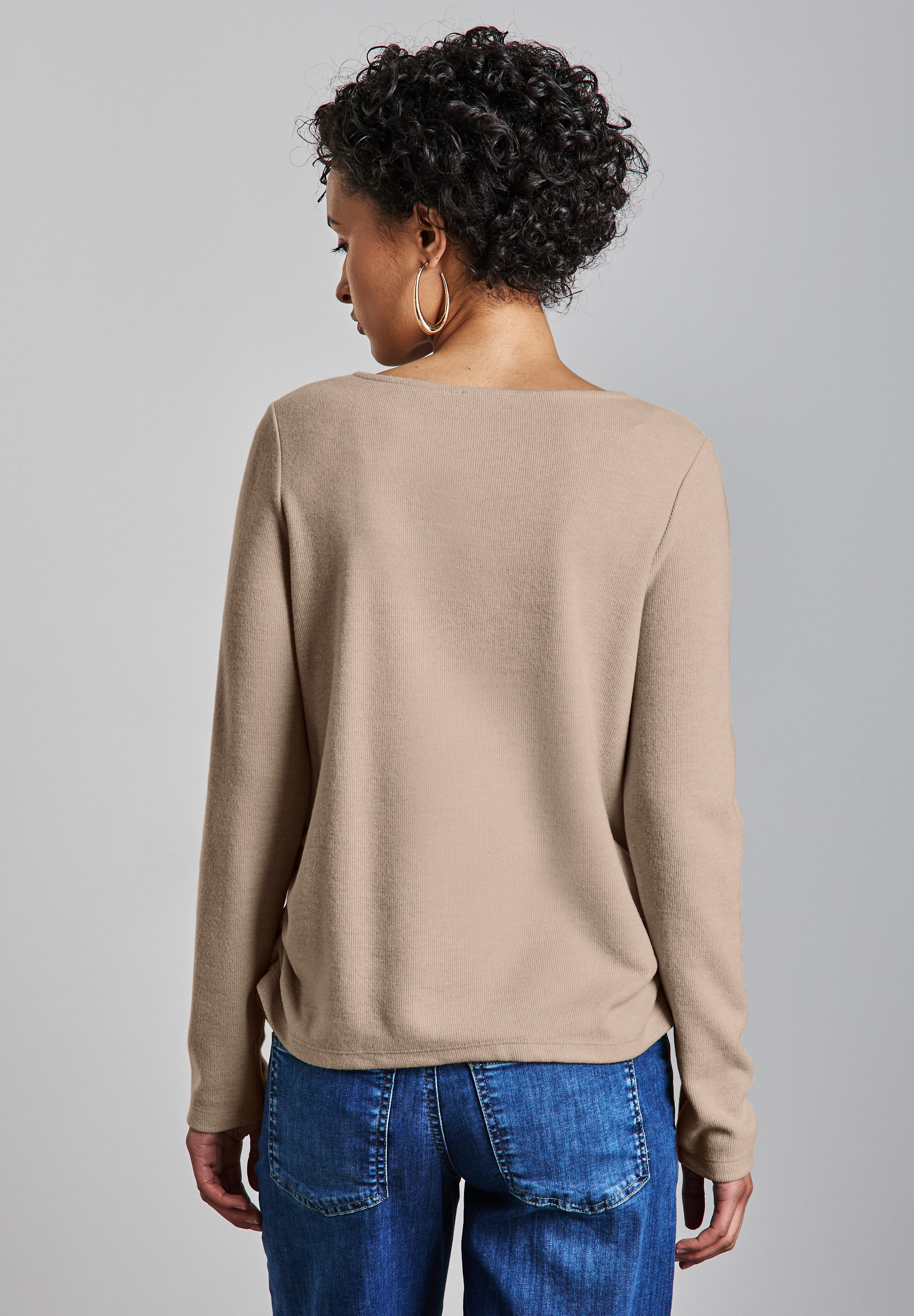 STREET ONE Langarmshirt, aus softem Materialmix