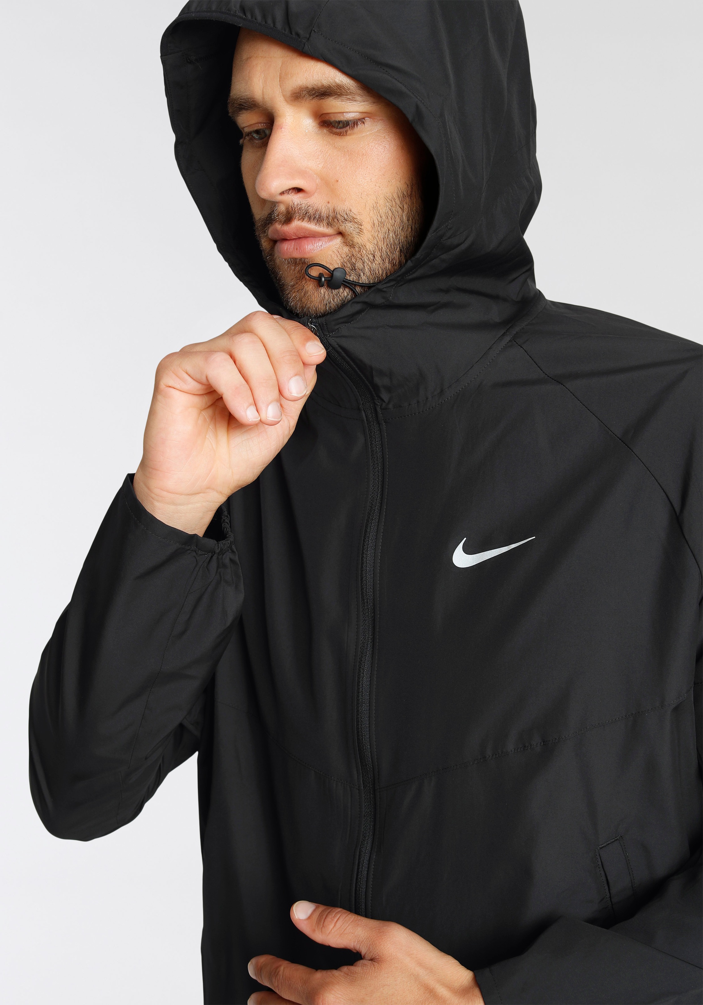 Laufjacke NIKE "Repel Miler Men's Running Jacket", Herren, Gr. XXL, schwarz, Obermaterial: 100% Polyester, Jacken, mit Kapuze, wasserabweisend, verstaubares Design, für nasses Wetter, Topseller 5
