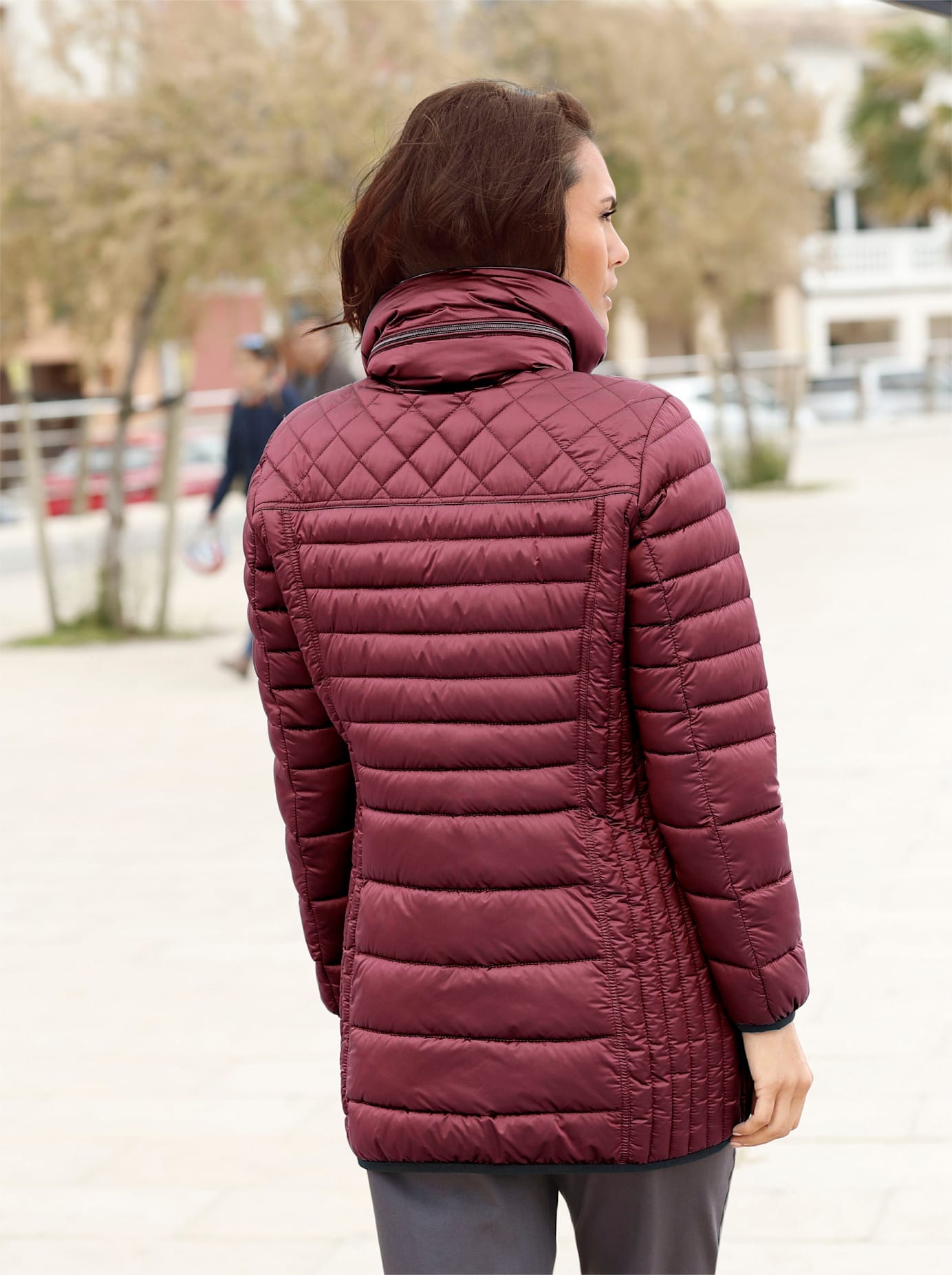 Casual Looks Steppjacke mitKapuze günstig online kaufen