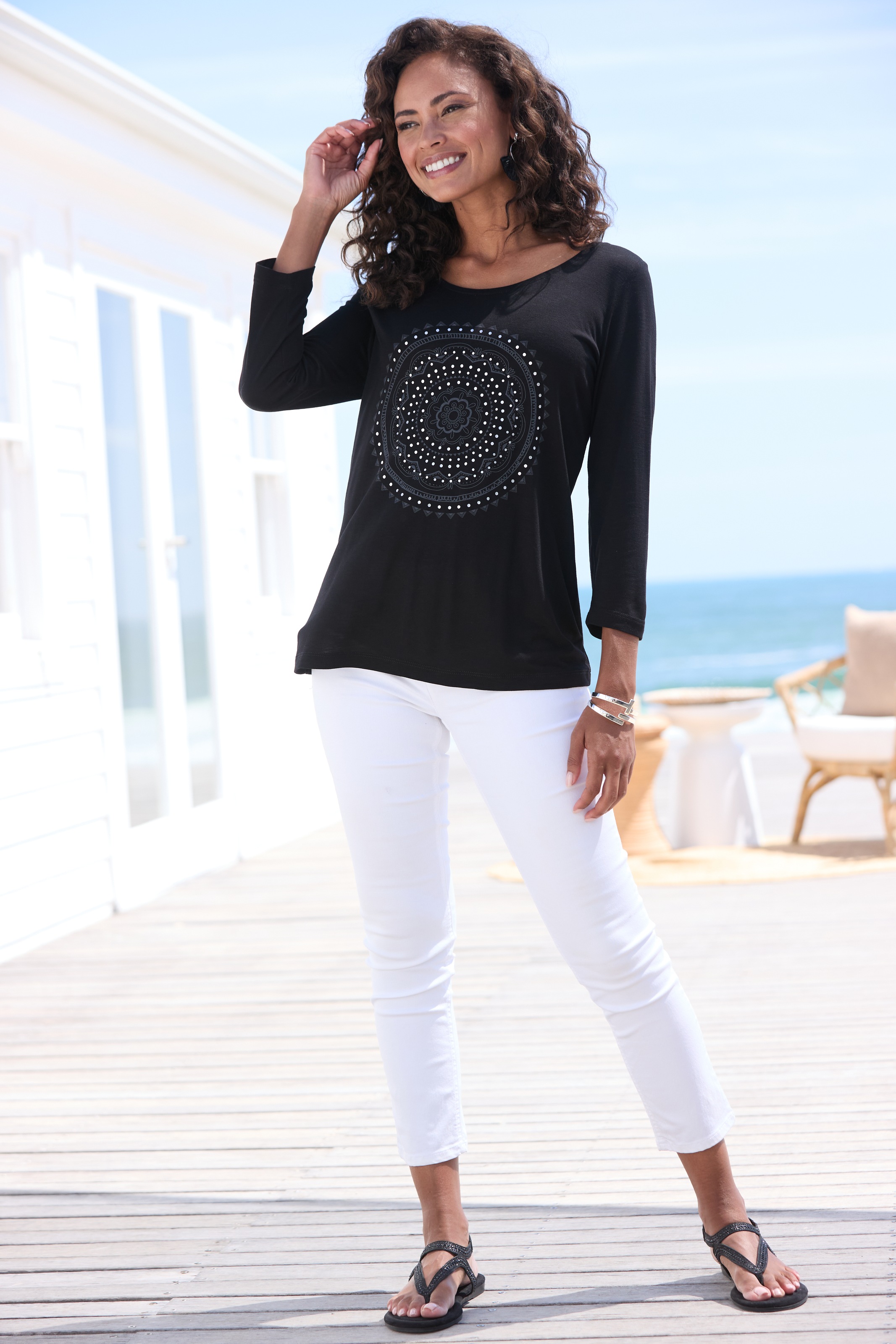 Thumbnail - LASCANA Rundhalsshirt mit glänzendem Print