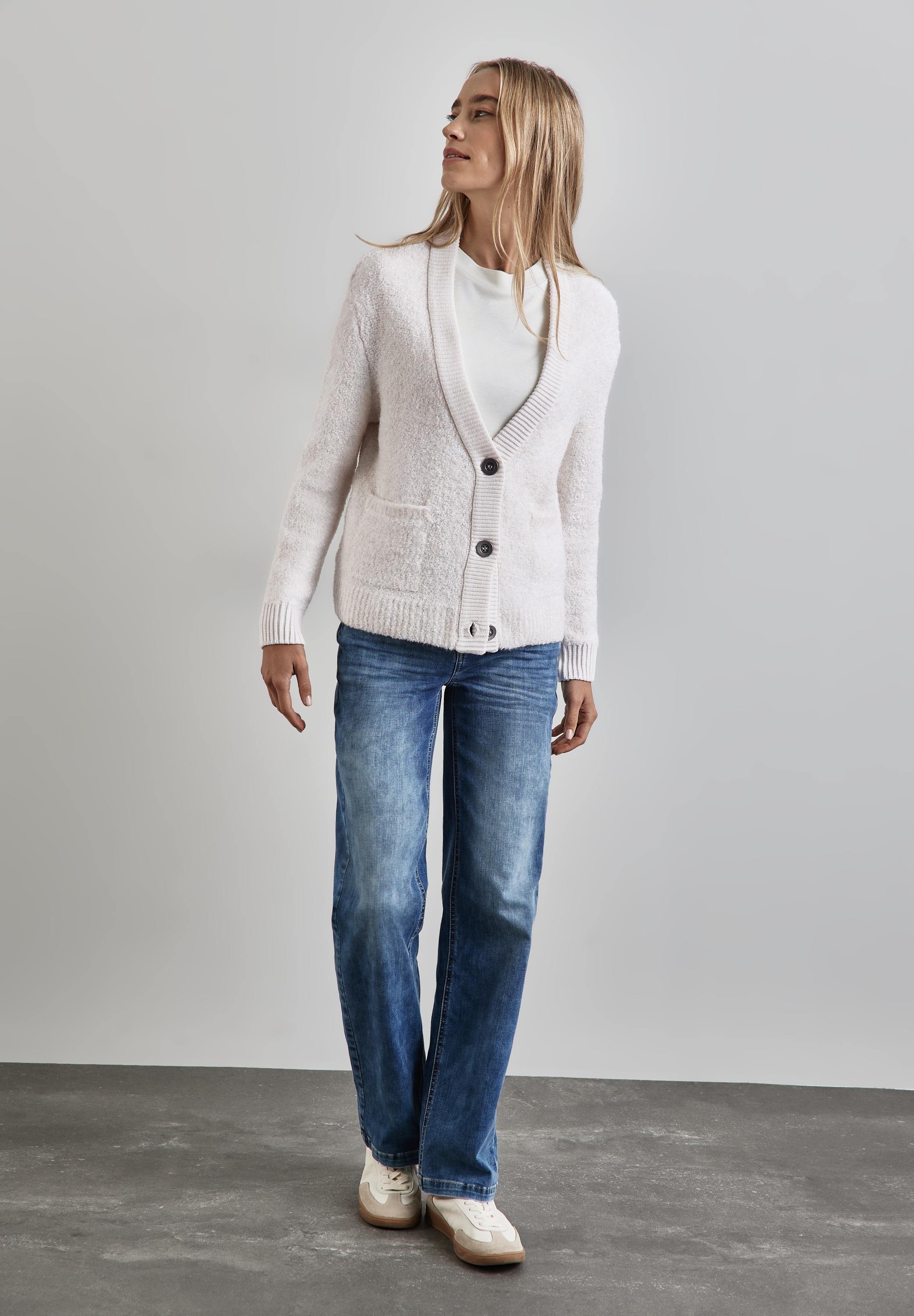 STREET ONE Cardigan, mit V-Ausschnitt