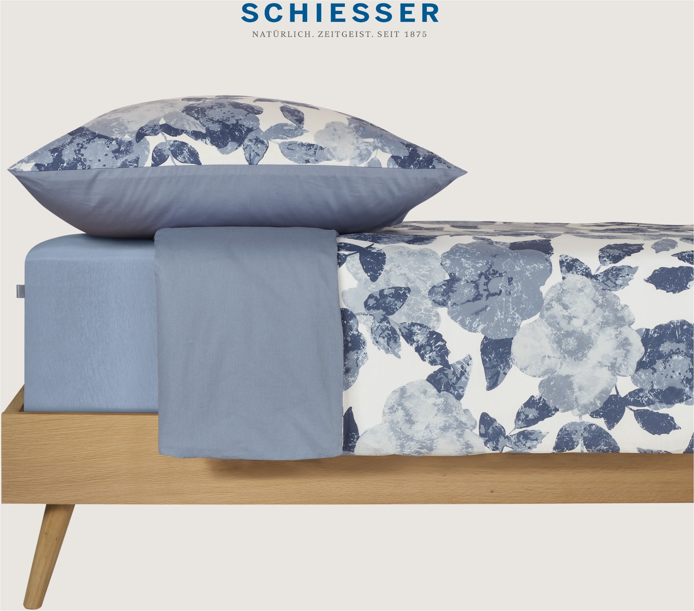 Schiesser Wendebettwäsche »Elisa aus weicher Baumwolle mit hübschen Blumenmotiv«, Made in Green
