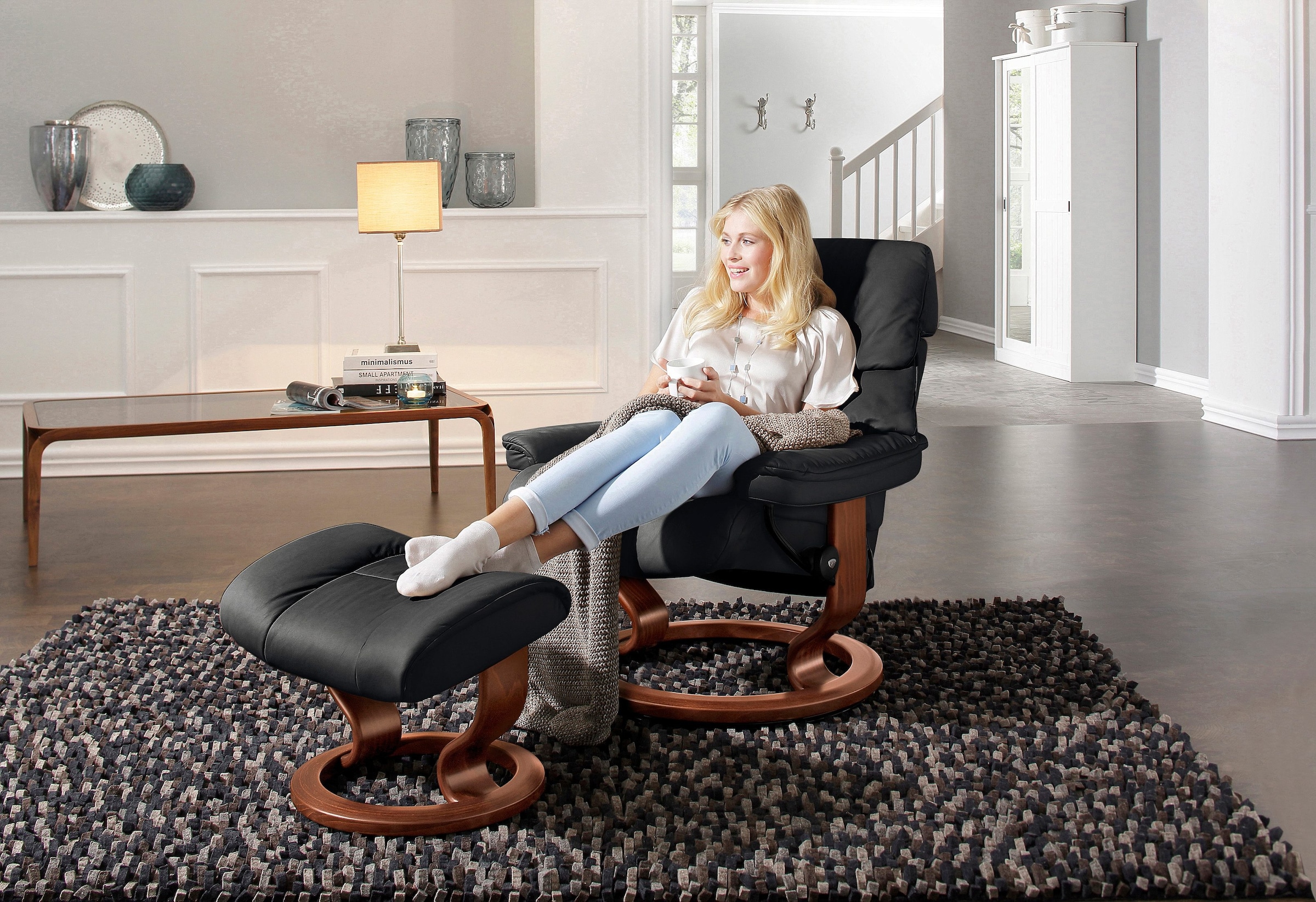 Stressless® Relaxsessel »Ruby«, (Set, Relaxsessel mit Hocker), mit Classic Base, Größe L, Gestell Eiche, Wenge, Braun & Schwarz