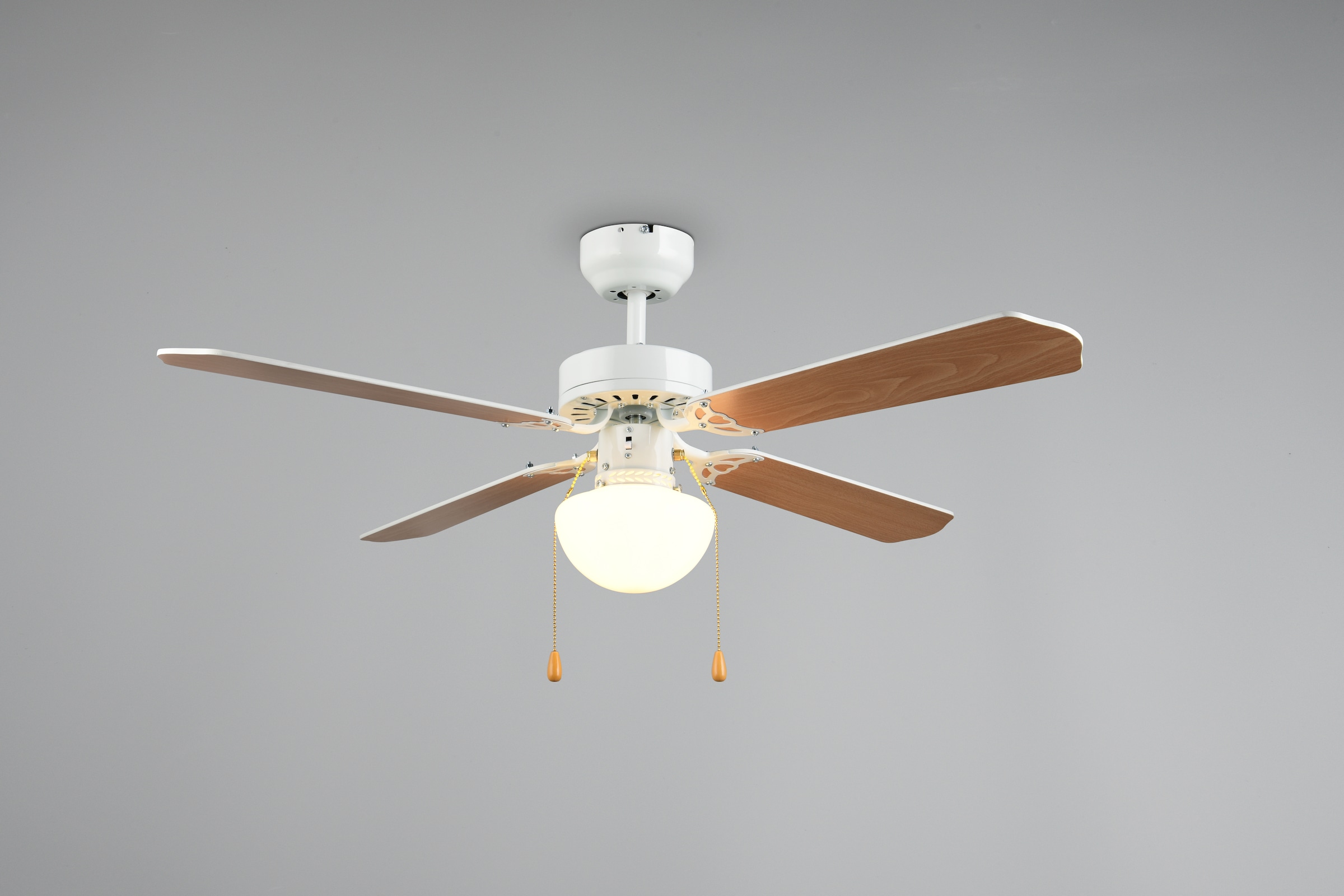 REALITY Leuchten Deckenleuchte »HAMMERFEST mit Ventilator, Deckenventilator mit Zugschalter, 3 Stufen« E27 1 Stk. warmweiß - kaltweiß exkl 1x E27 Leuchtmittel, Ø 106cm Höhe 40cm, Vor- & Rücklauf Funktion
