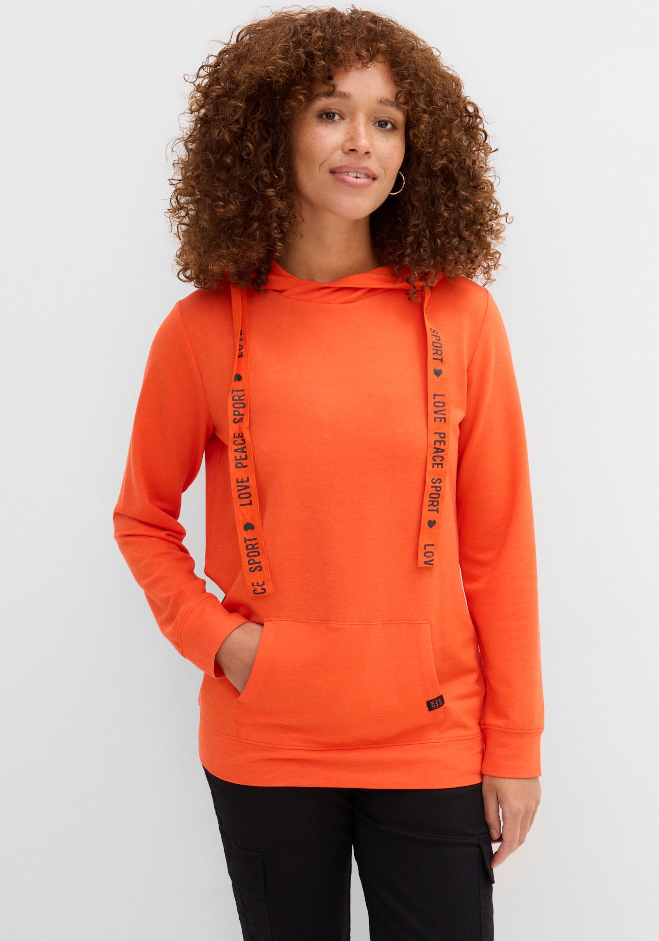 bonprix Kapuzensweatshirt, bequeme Passform, bedrucktes Bindeband, mit Kängurutasche