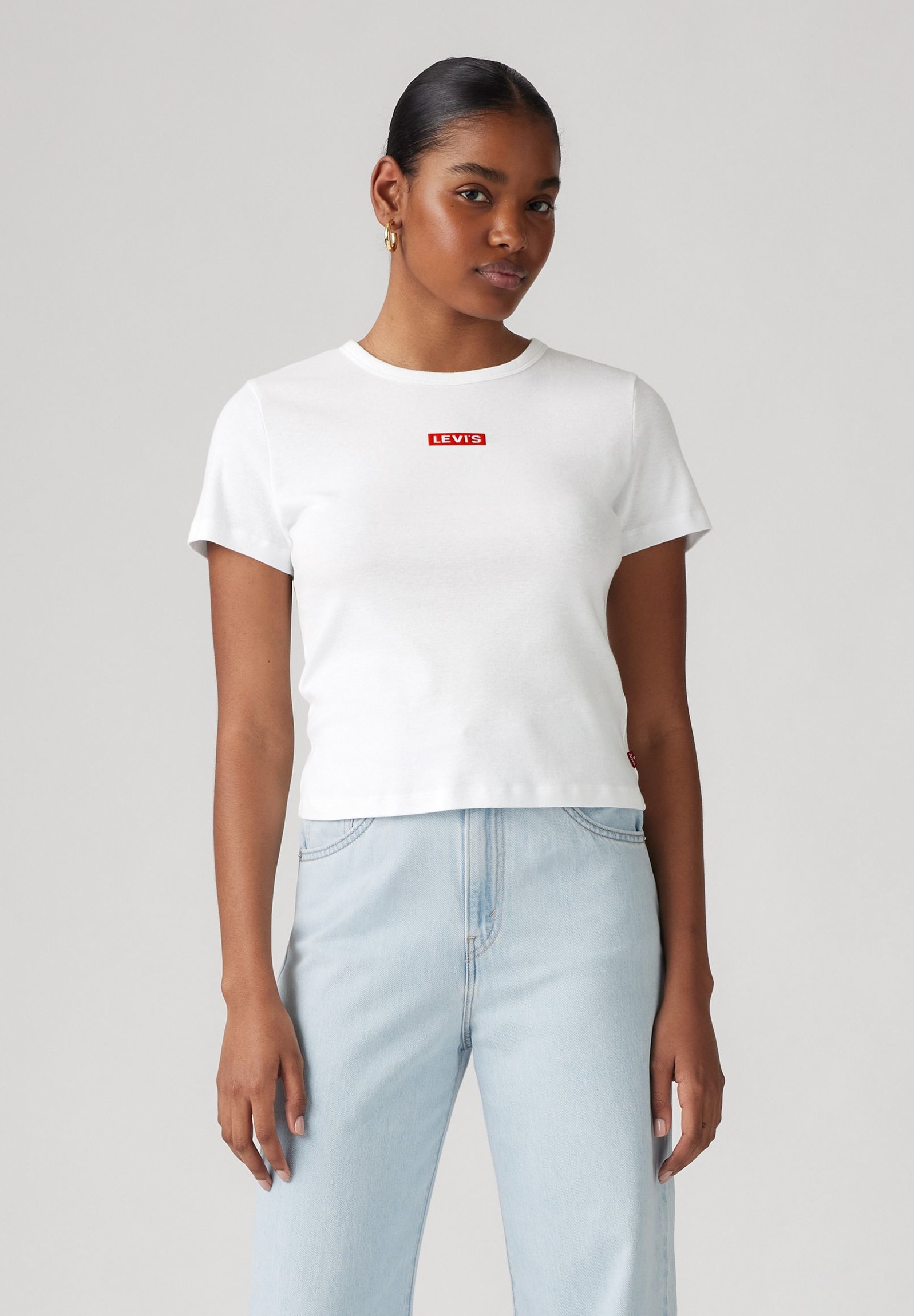 Levis T-Shirt "LSE GRAPHIC RICKIE", Kontrastfarbene LEVI`S- Applikation günstig online kaufen