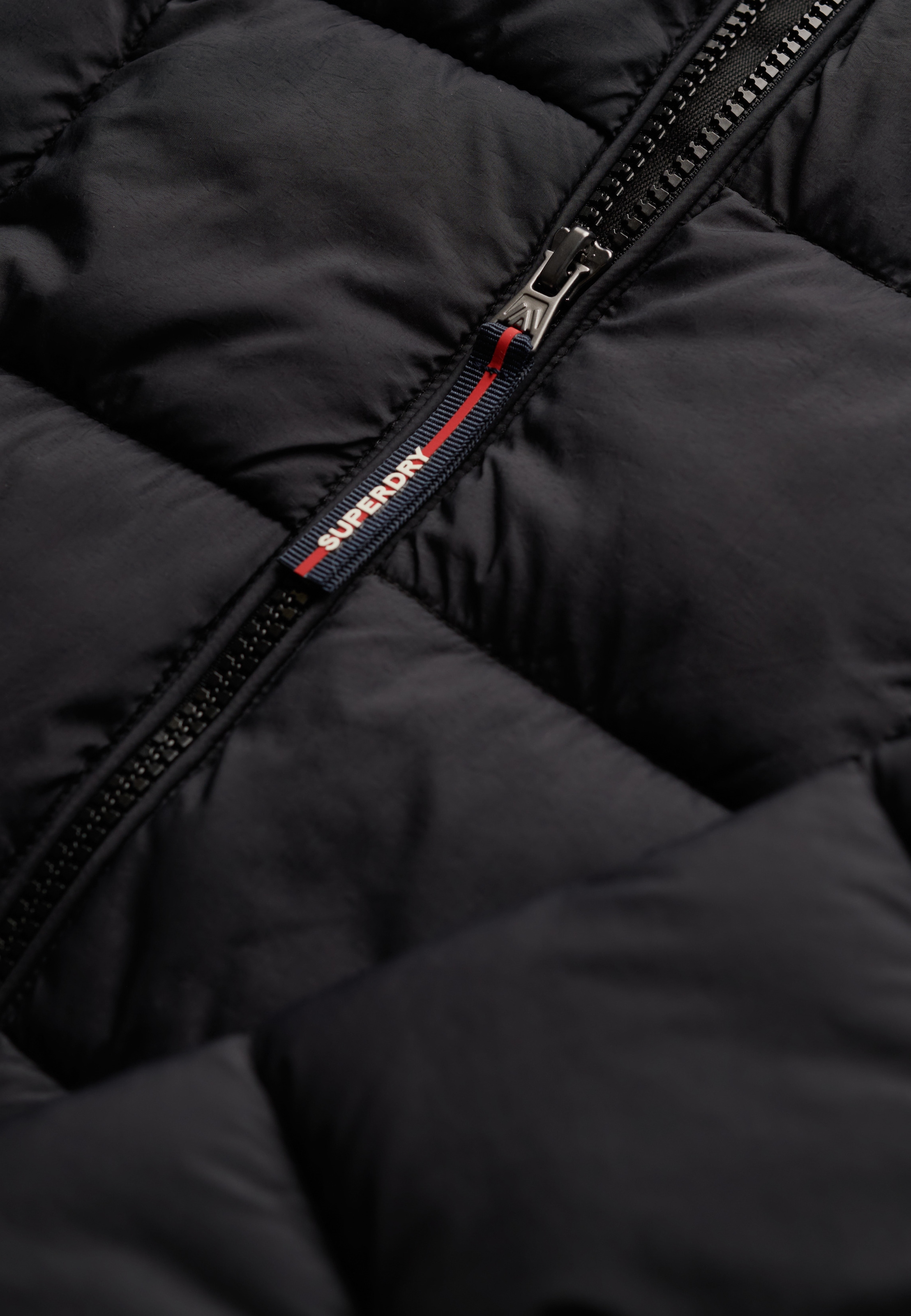 Superdry Steppjacke »HOOD BOX QUILT FUJI LITE JKT«