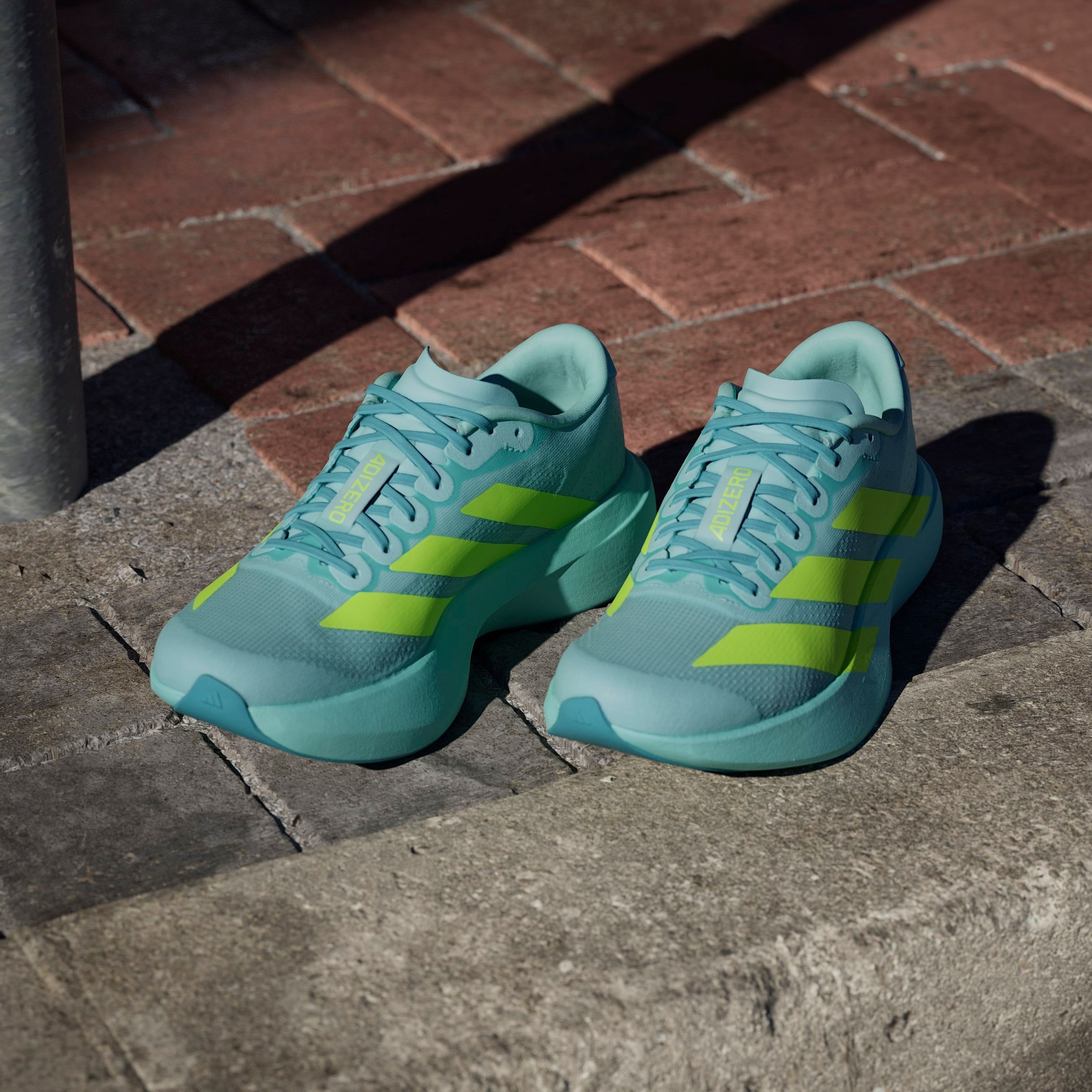 adidas Performance Laufschuh »ADIZERO EVO SL«, angelehnt an das Design vom Adios Pro Evo