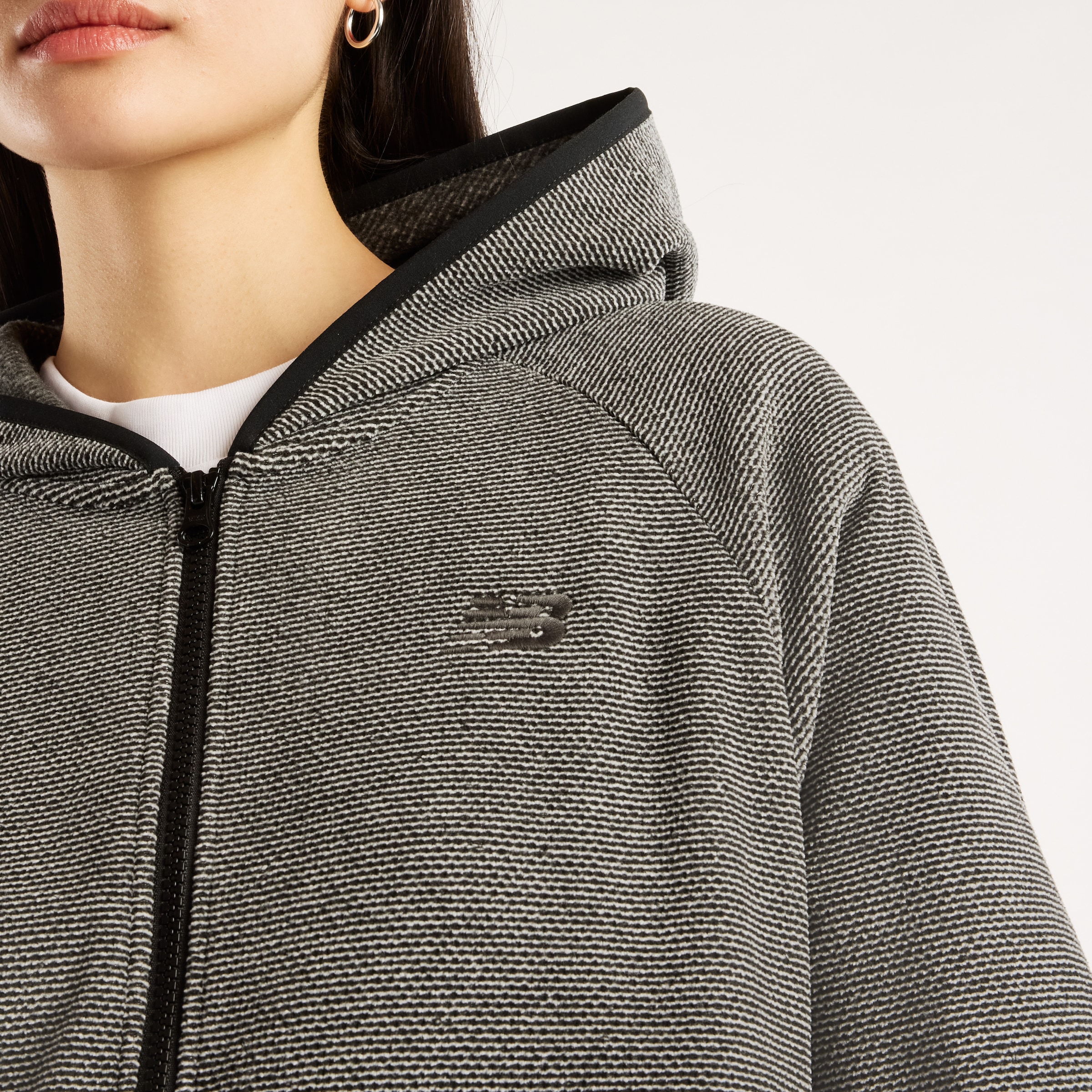 New Balance Trainingsjacke »TEXTURED FLEECE FULL ZIP« für Erwachsene konzipiert, aus Polyester