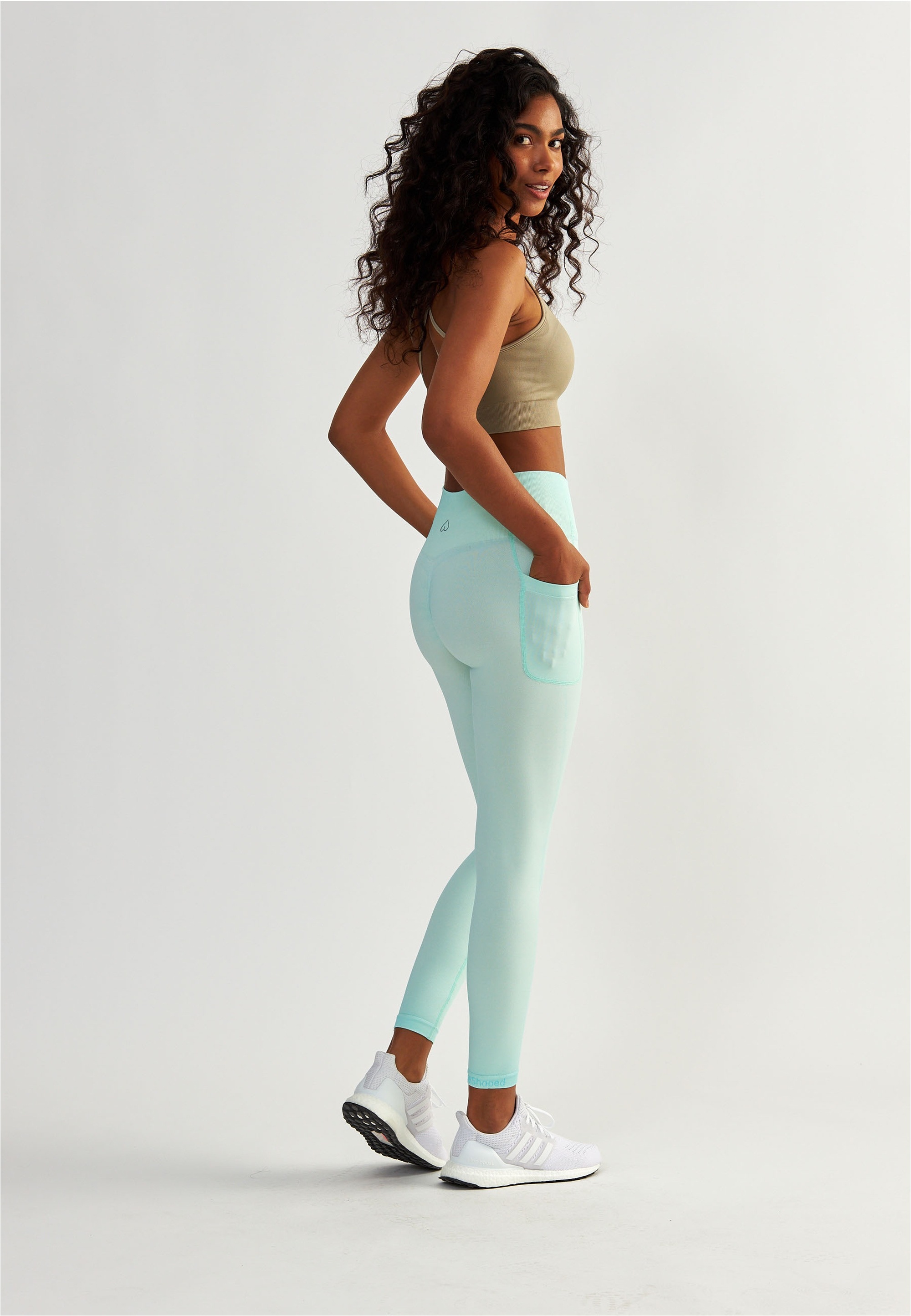 BeShaped Sporthose »Lift Me Up«, (1 tlg.), mit atmungsaktiver Eigenschaft