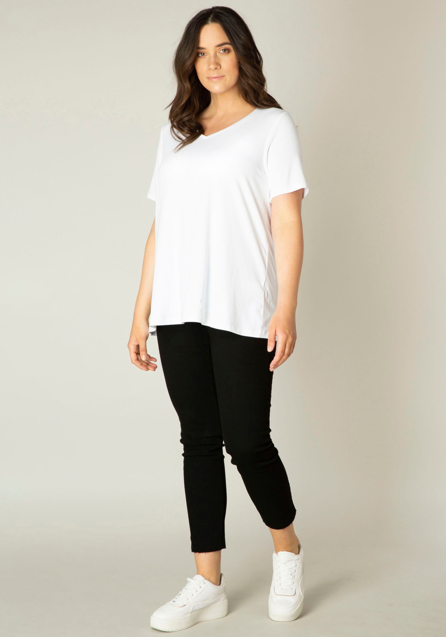 Base Level Curvy T-Shirt Alba mit günstig online kaufen