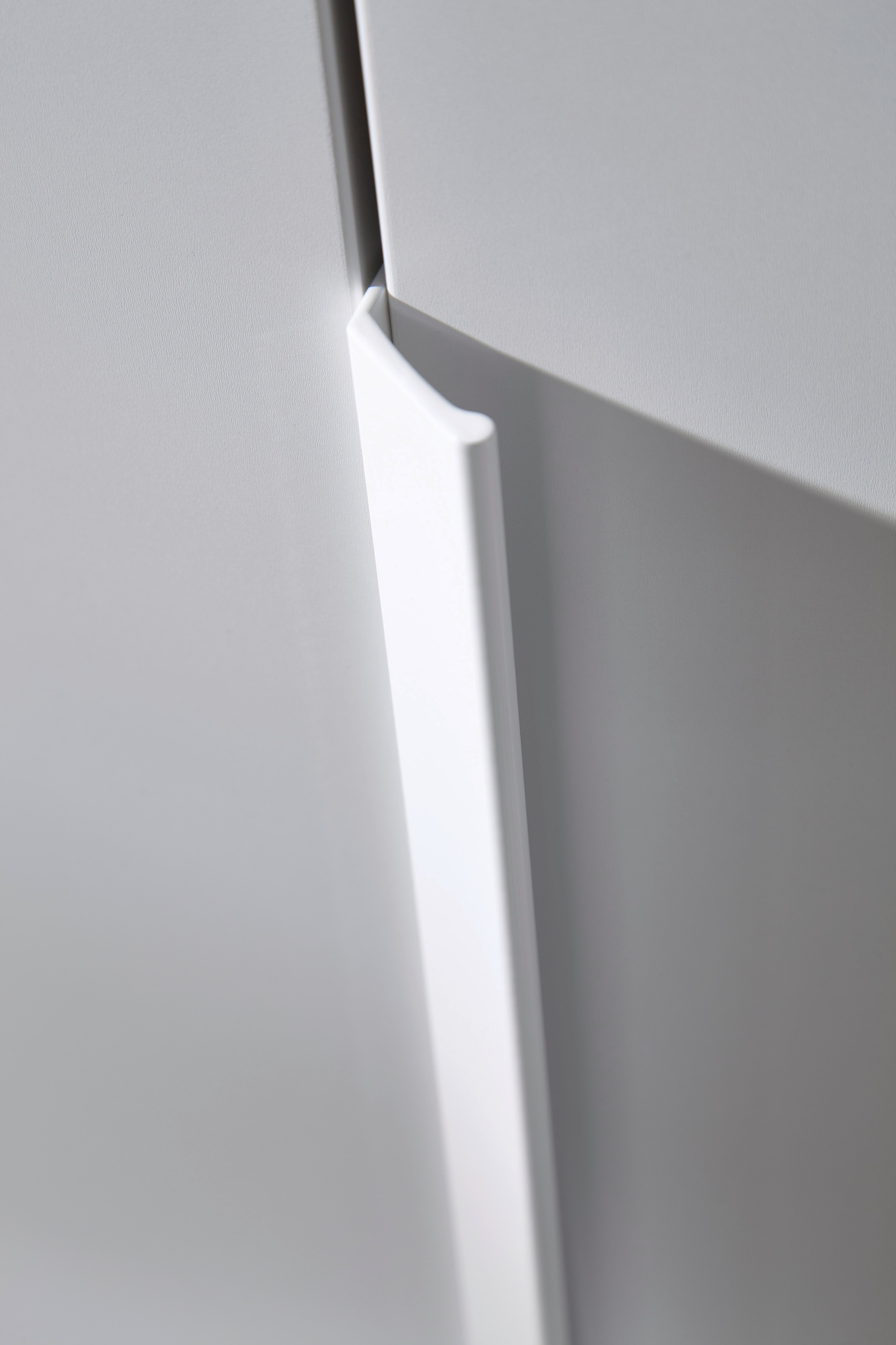 rauch Drehtürenschrank »Purisma«, mit Schubladen und umfangreichem Zubehör, mit Soft-Close-Funktion