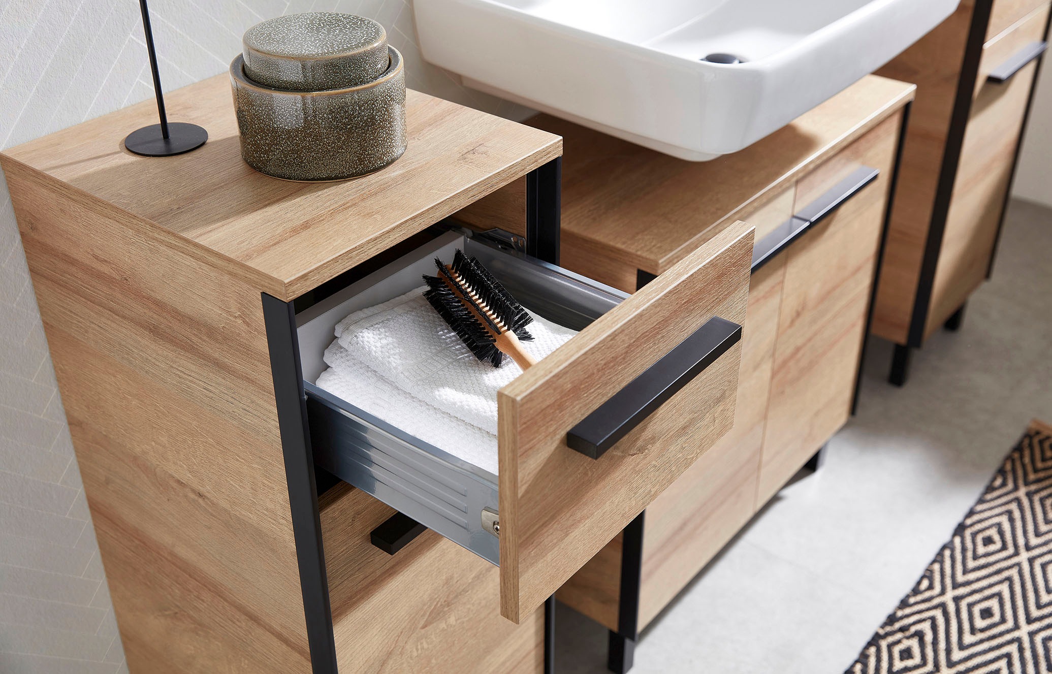 Saphir Badmöbel-Set »Quickset 395 4-teilig, Waschbeckenunterschrank mit LED-Spiegelschrank«, (4 St.), Unterschrank, Hängeschrank inkl. Türdämpfer, 6 Türen, 1 Schublade