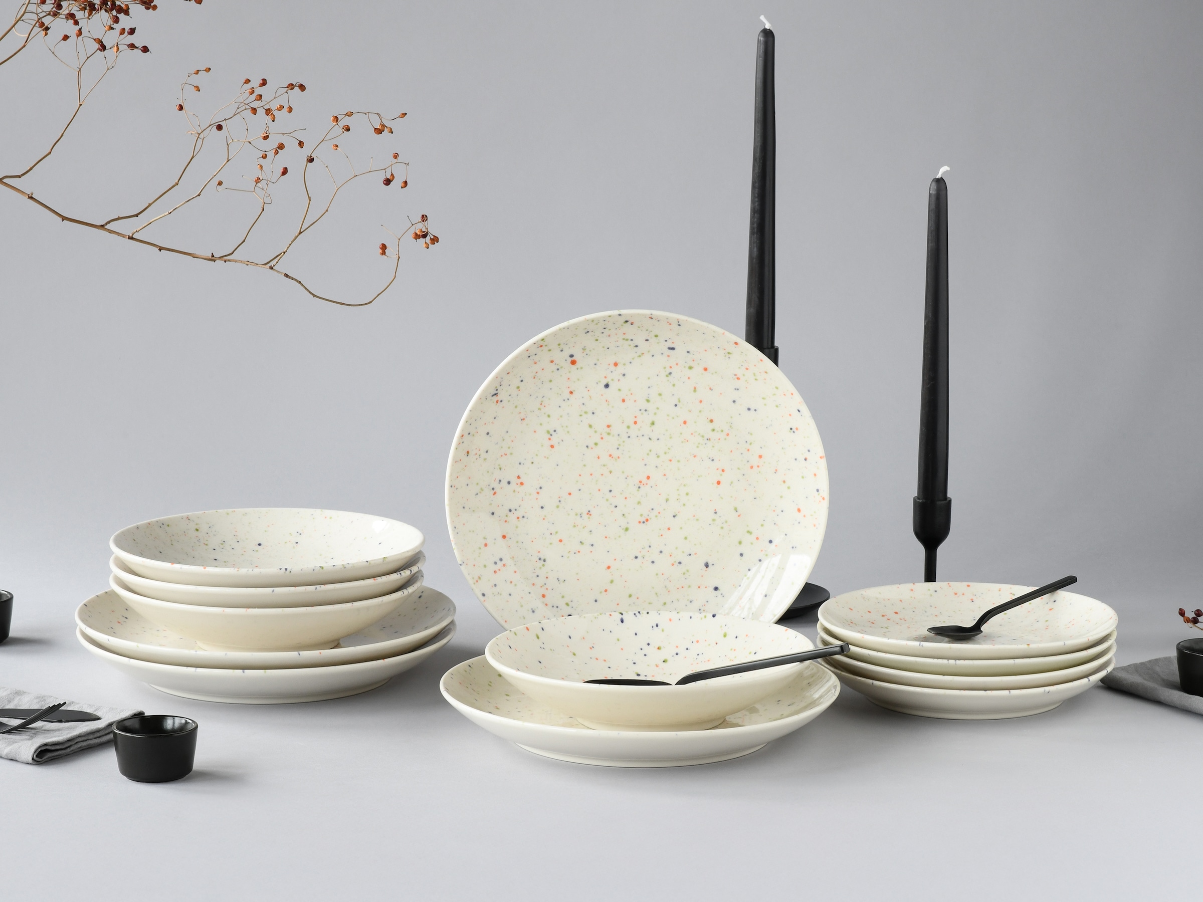 CreaTable Teller-Set »Confetti, Tellerset 12-tlg.«, (Set, 12 tlg.), Unregelmäßige bunte Punkte, Gute Laune Geschirr, Frisch, Freundlich