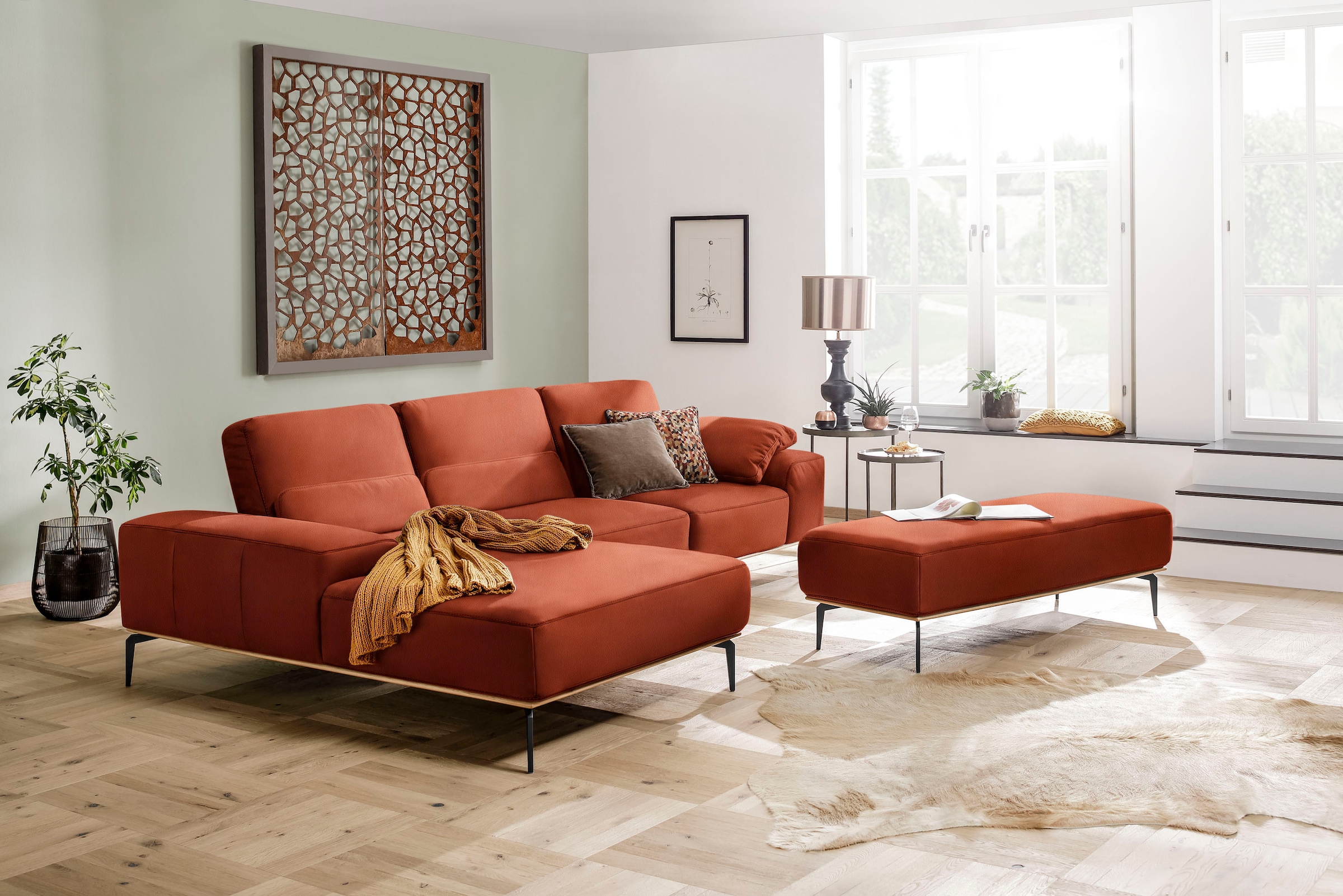 W.SCHILLIG Ecksofa »run, Designsofa mit tollem Sitzkomfort, bequem, L-Form«, mit Holzsockel, Füße in Schwarz pulverbeschichtet, Breite 319 cm