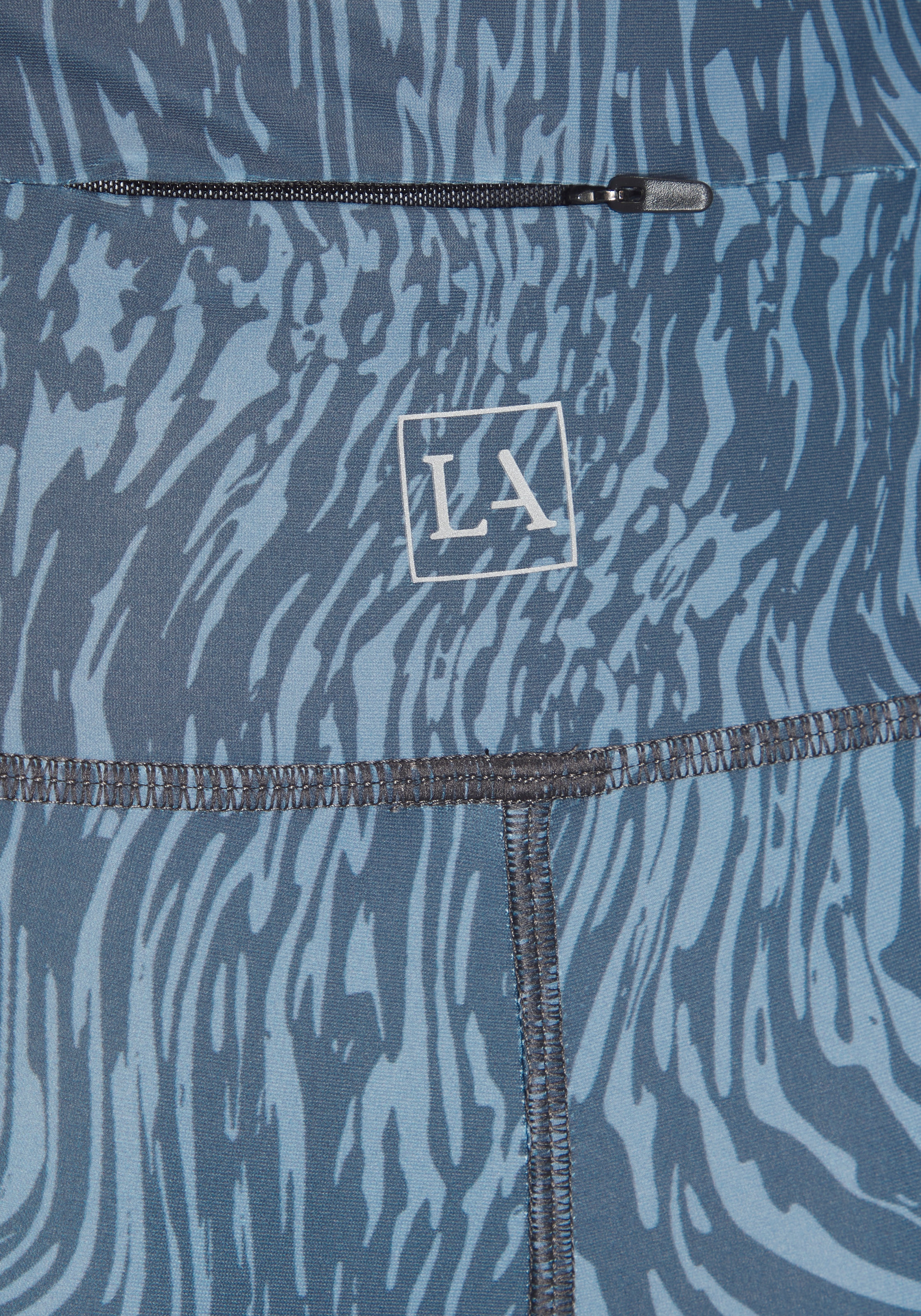 LASCANA ACTIVE Caprihose, mit gemustertem Druck