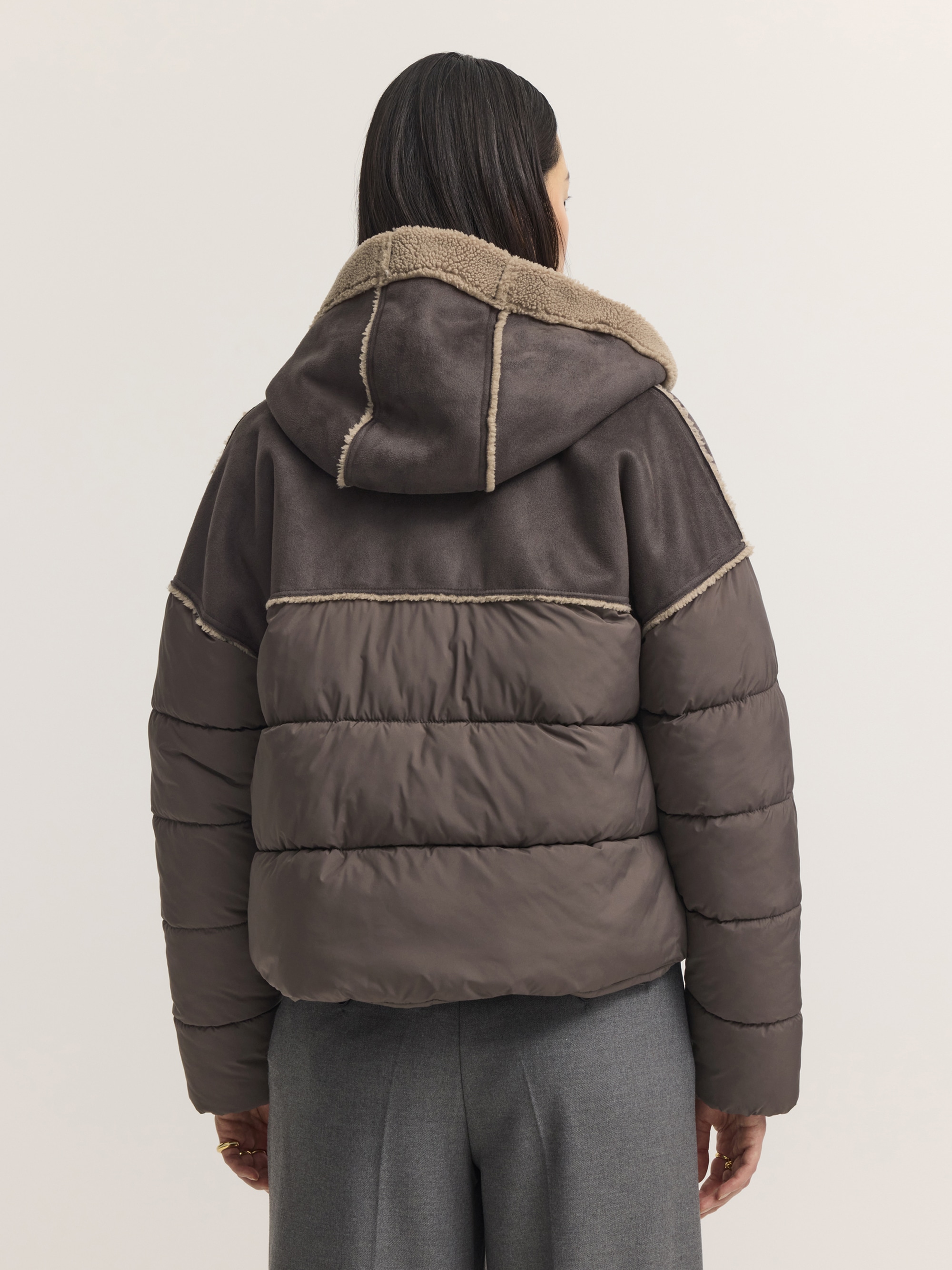bugatti Kurzjacke »Regular Fit« mit Kapuze Regular Fit Sorona Kapuze Materialmix