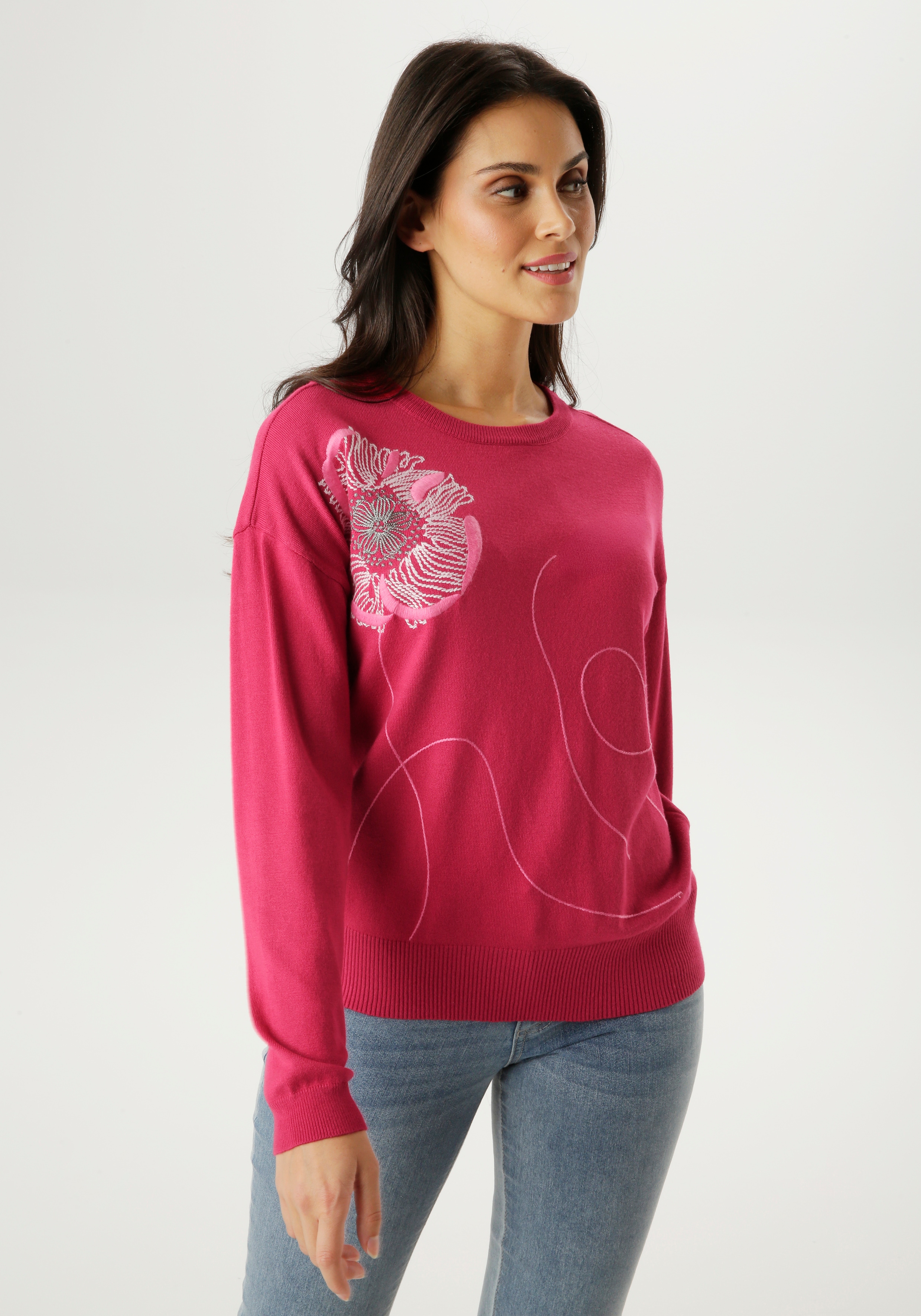 Aniston SELECTED Strickpullover vorne mit aufwendiger Stickerei verziert