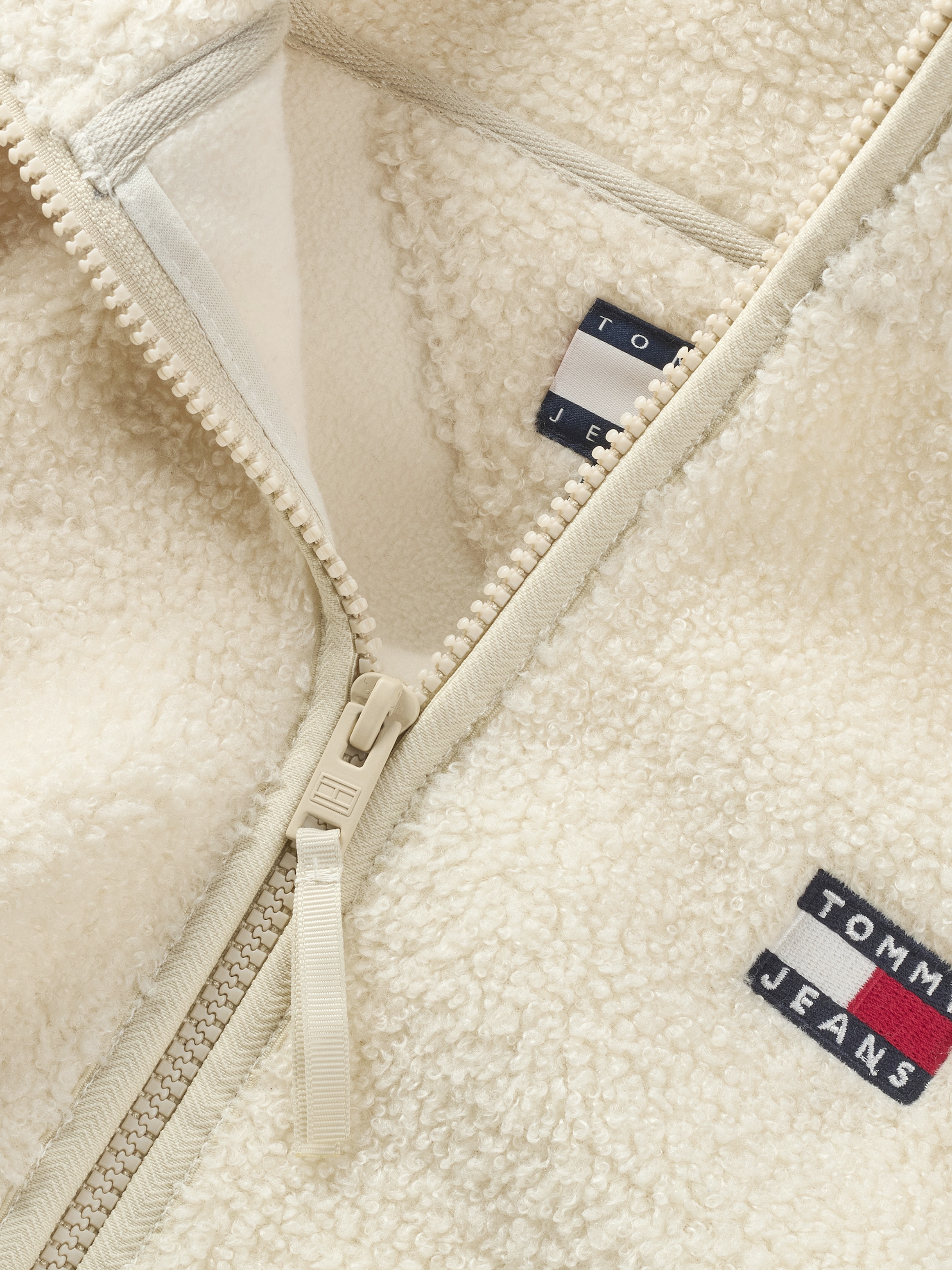 Tommy Jeans Curve Sweatjacke »TJW TEDDY HWK ZIP THUR EXT«, in Großen Größen, mit Zipper