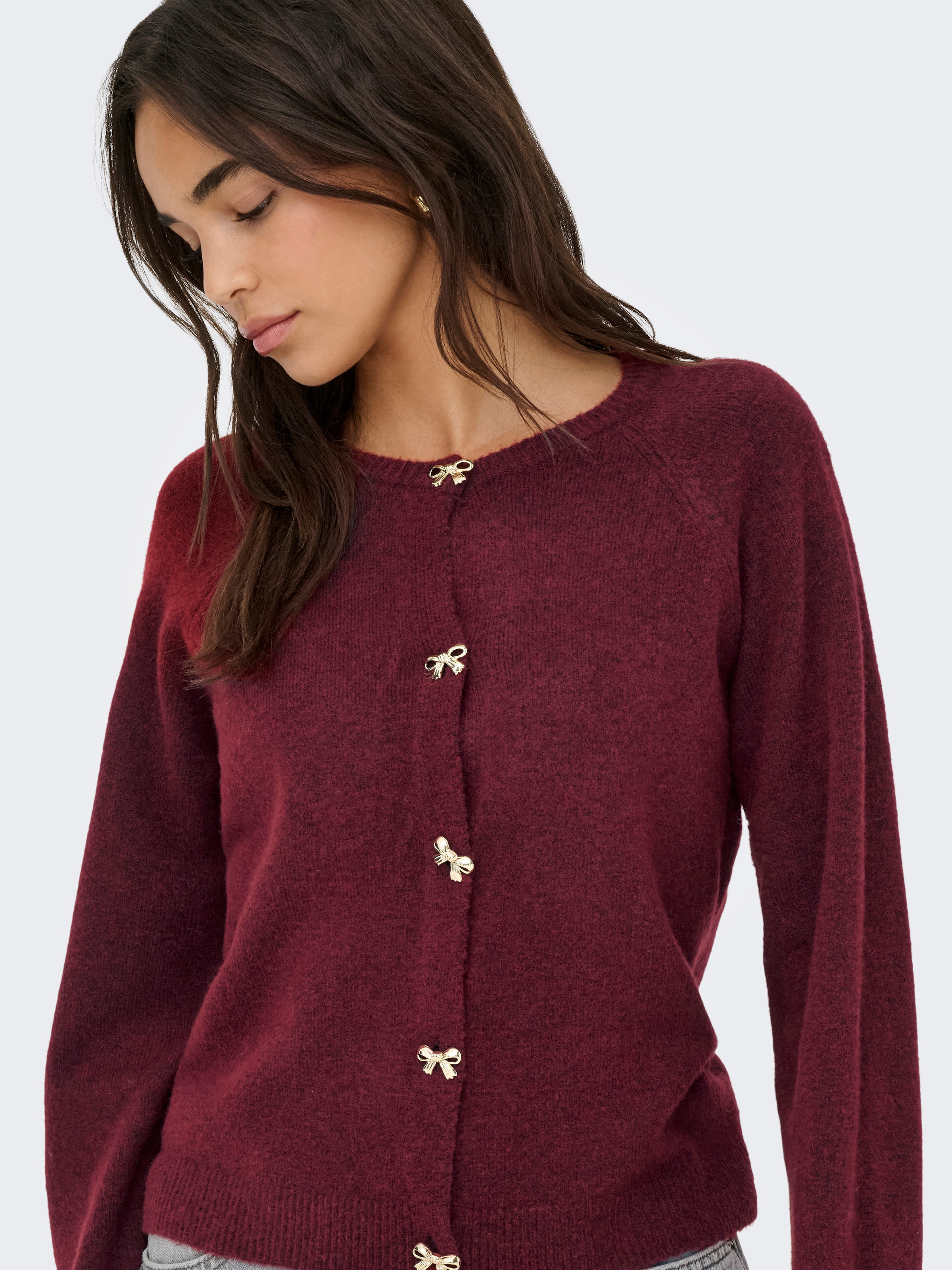 ONLY Strickjacke »ONLTORINO LS BUTTON O-NECK CARDIG EX KNT« mit tollen Schleifen-Details