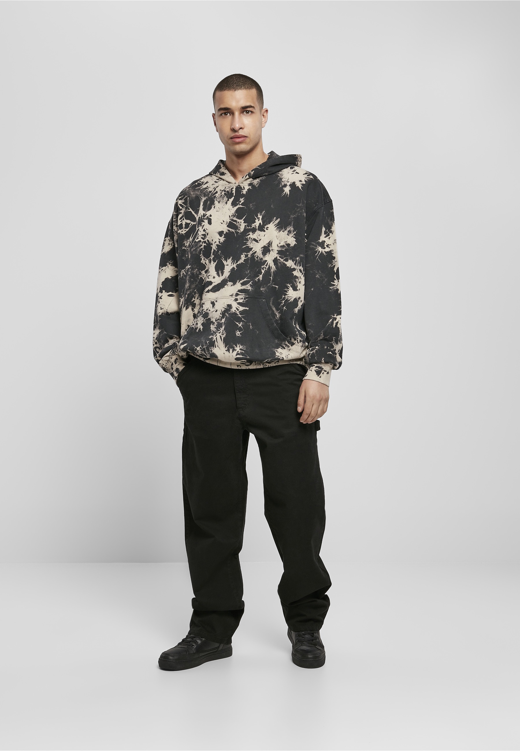 URBAN CLASSICS Rundhalspullover »Urban Classics Herren Bleached Hoody« 1 Stk.