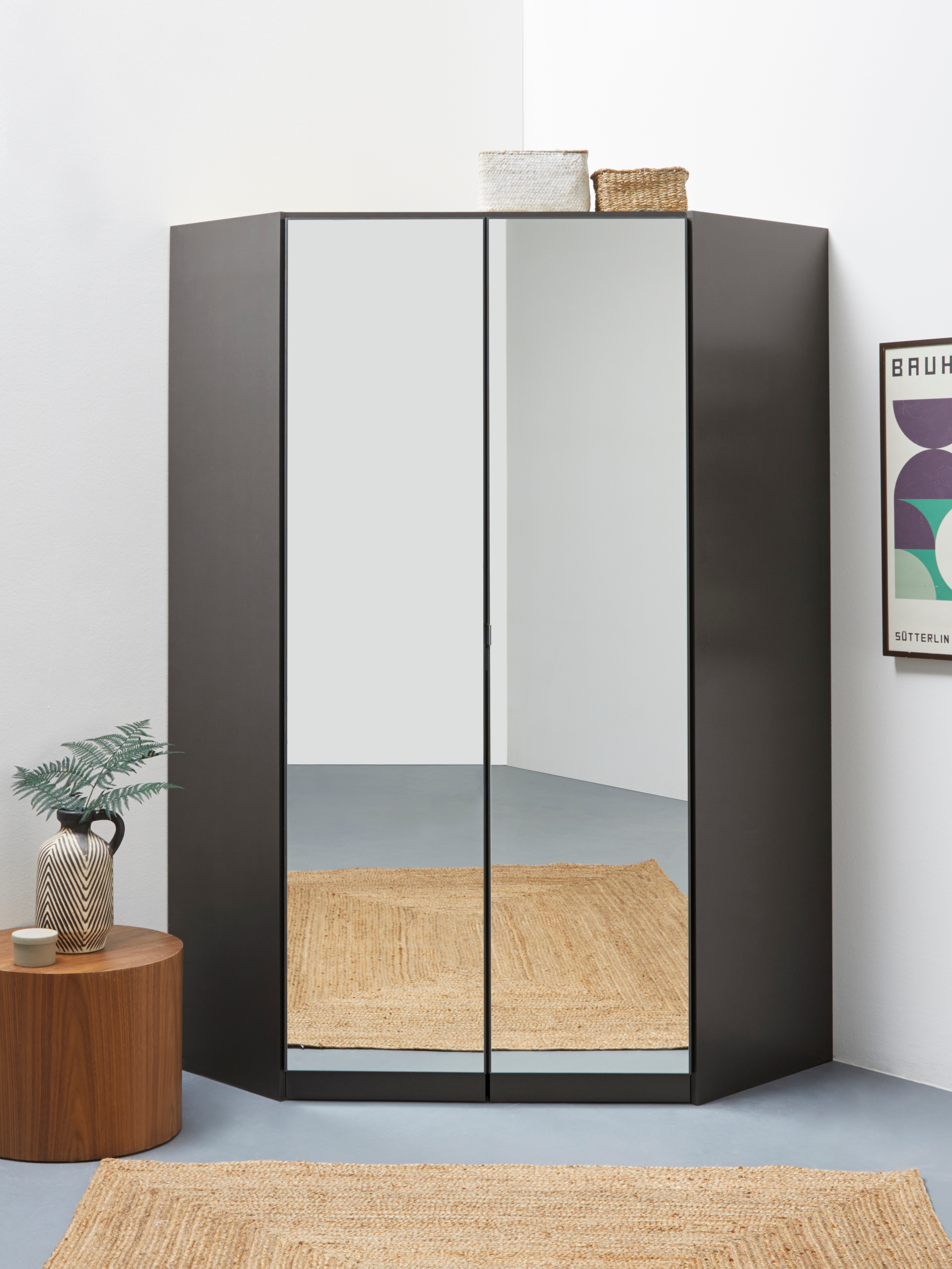 rauch "Kleiderschrank Schrank Garderobe Wäscheschrank VANDOR" voll ausgestattet, viel Stauraum, Spiegel vollflächig MADE IN GERMANY